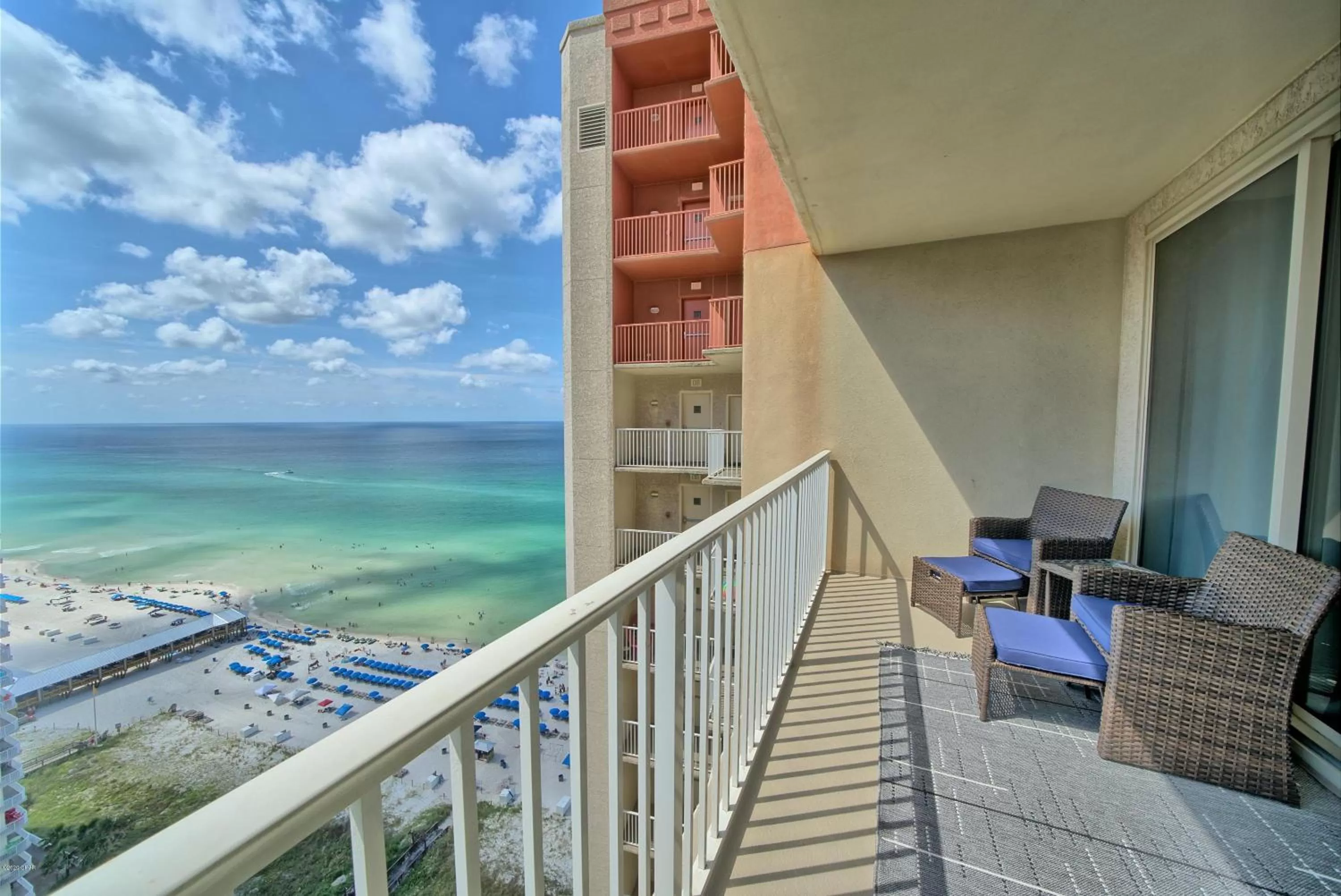 On site in Deluxe Beachfront Studio, Shores of Panama, Oceanviews and Updated