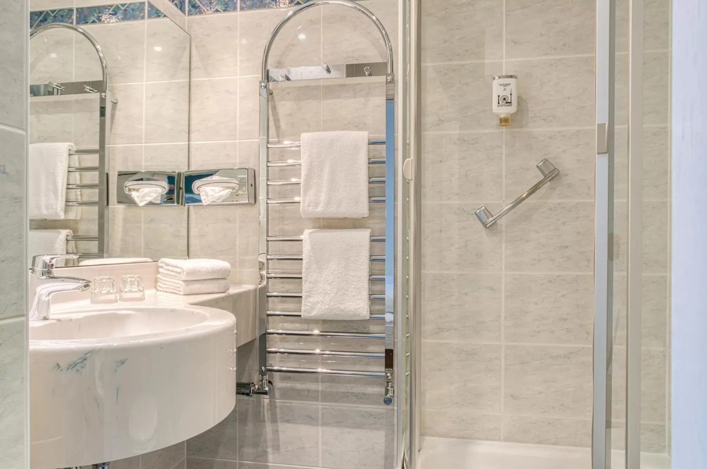 Standard Twin Room in Sautter Hotel Stuttgart City Standard Twin Room in Sautter Hotel Stuttgart City