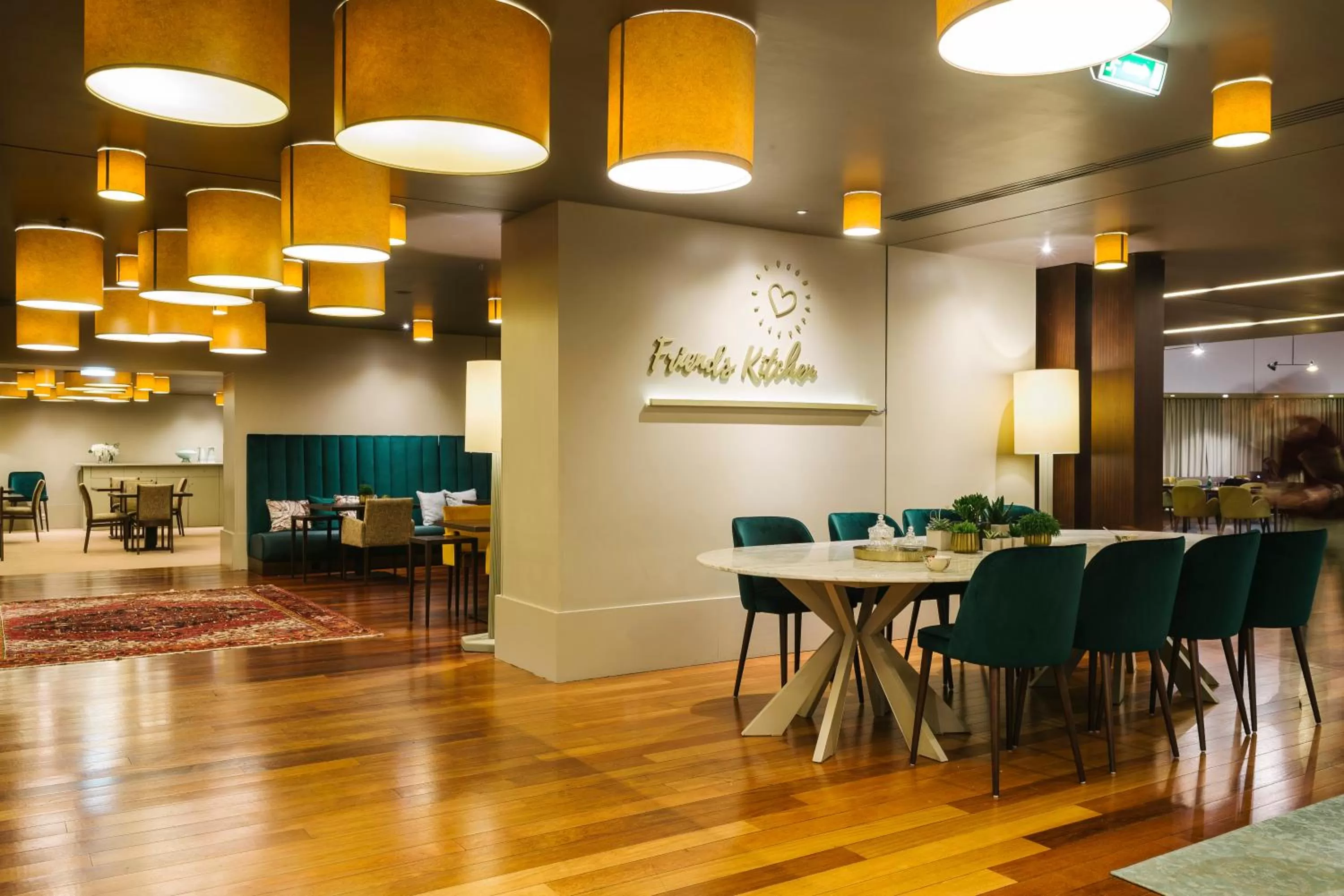 Restaurant/places to eat in Holiday Inn Porto Gaia by IHG