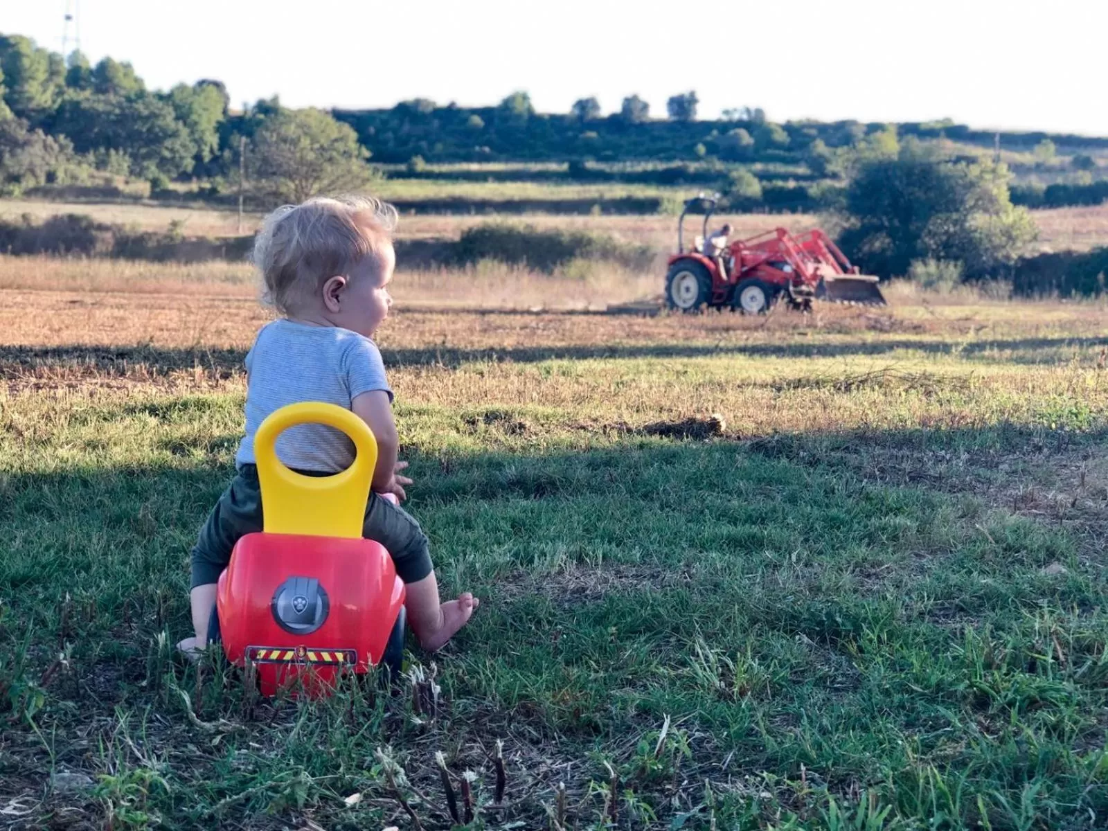 Staff, Children in Masia Can Rovira - ESC1852