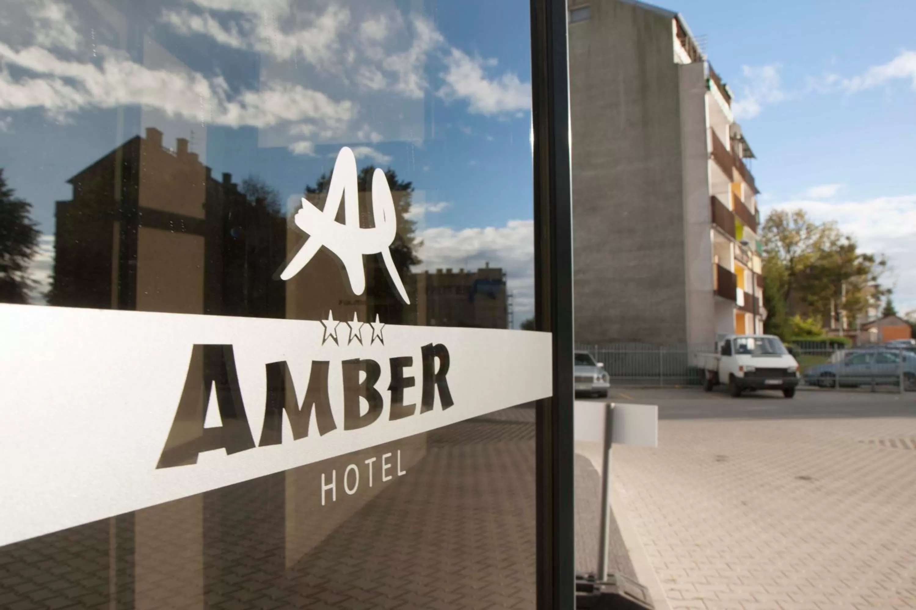 Facade/entrance in Amber Hotel