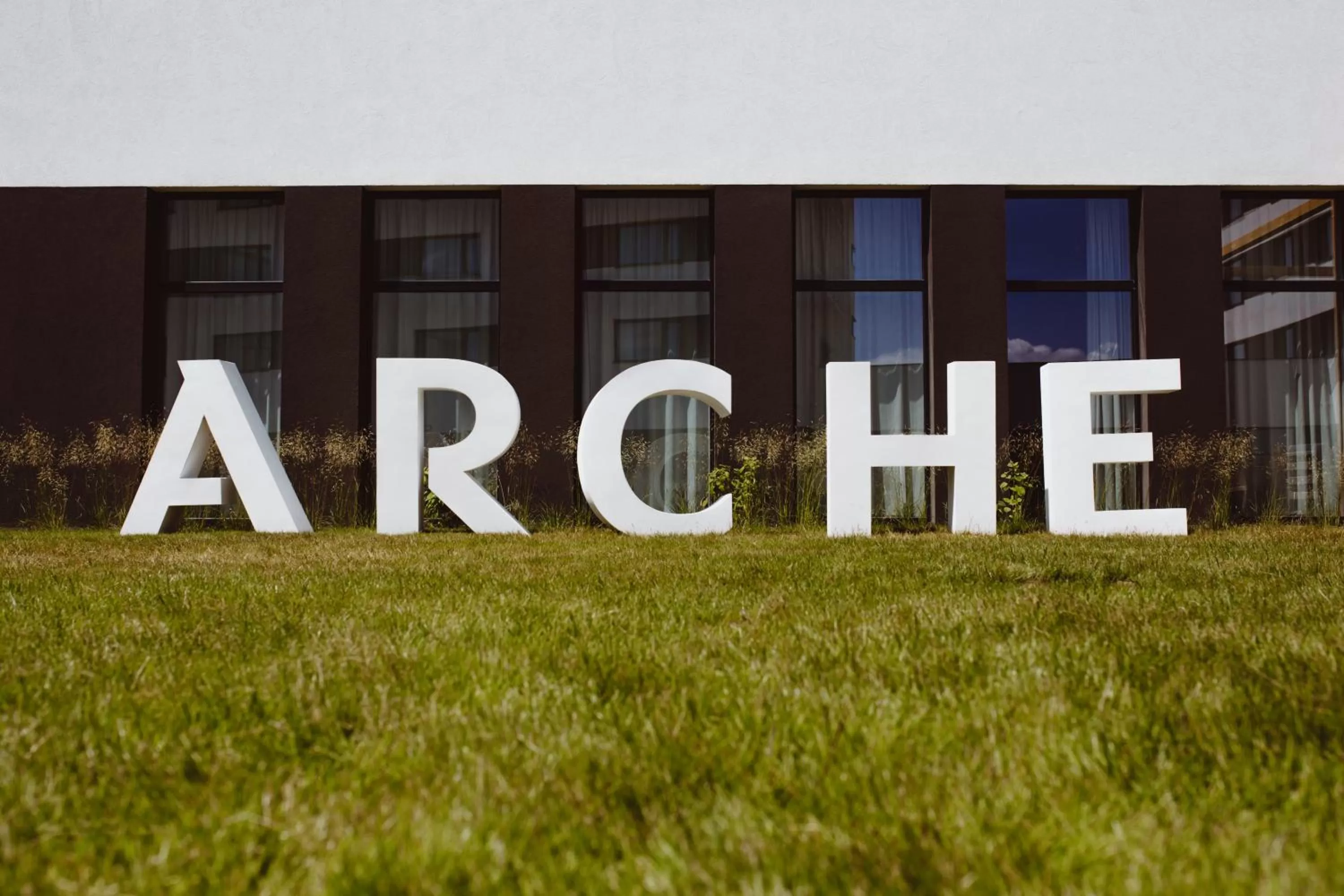 Logo/Certificate/Sign in Arche Hotel Poloneza