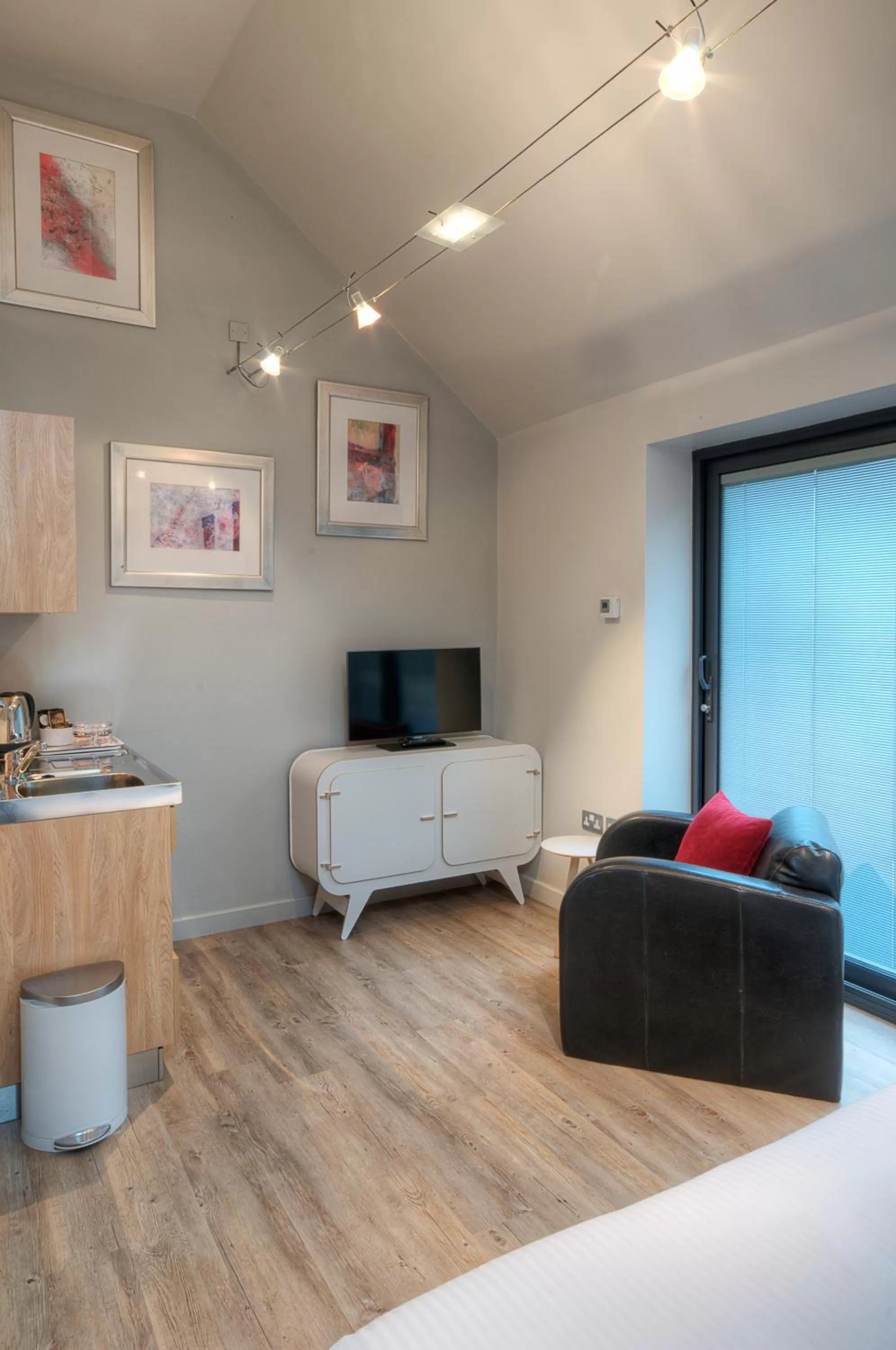 Seating Area in South Lodge