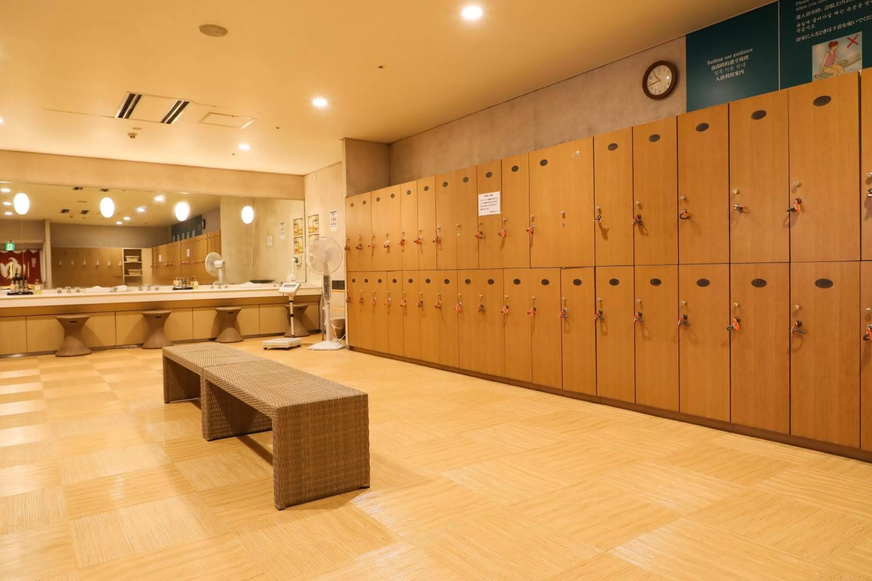 Hot Spring Bath in KAMENOI HOTEL Beppu