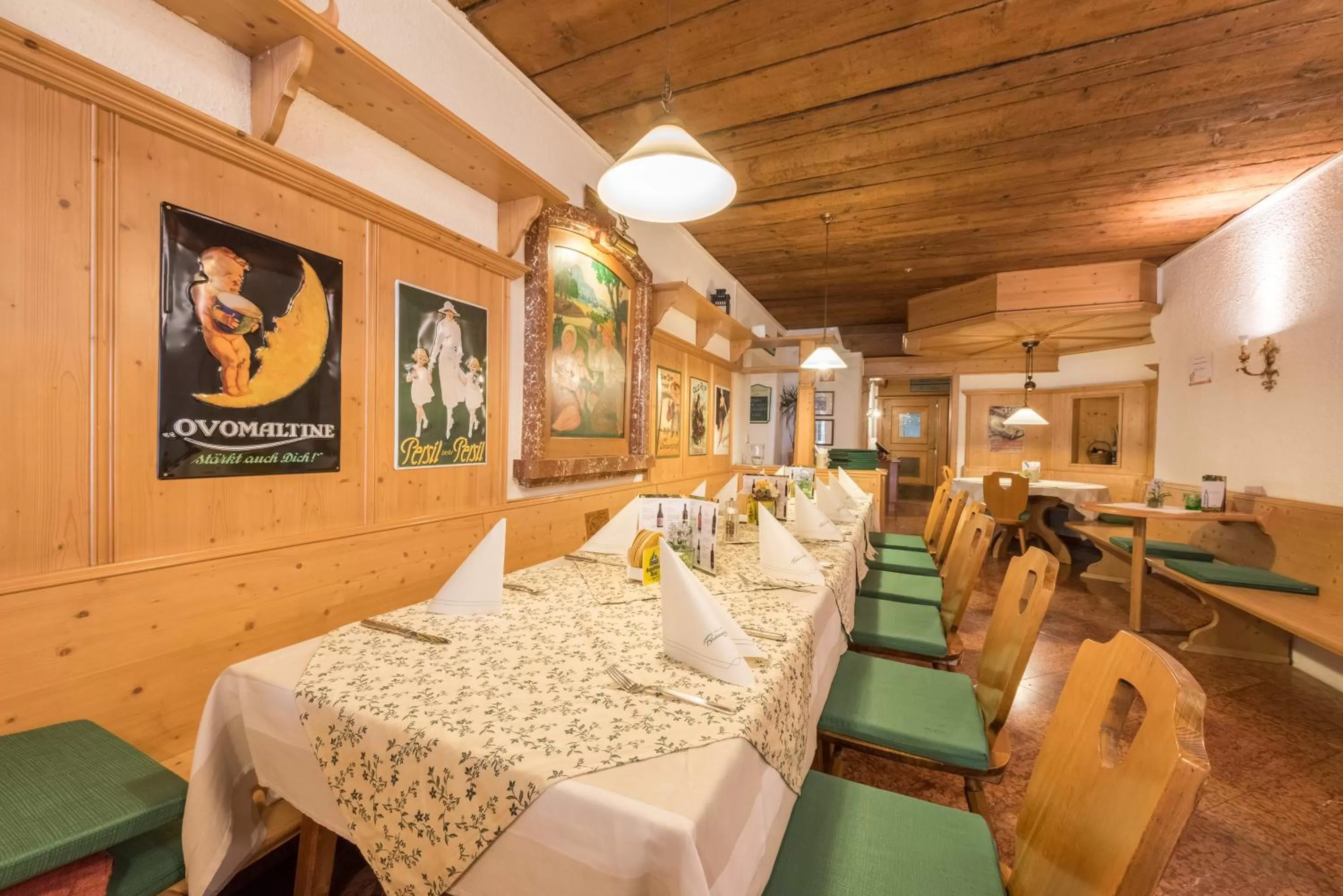 Restaurant/places to eat in Hotel Gasthof Bräuwirth