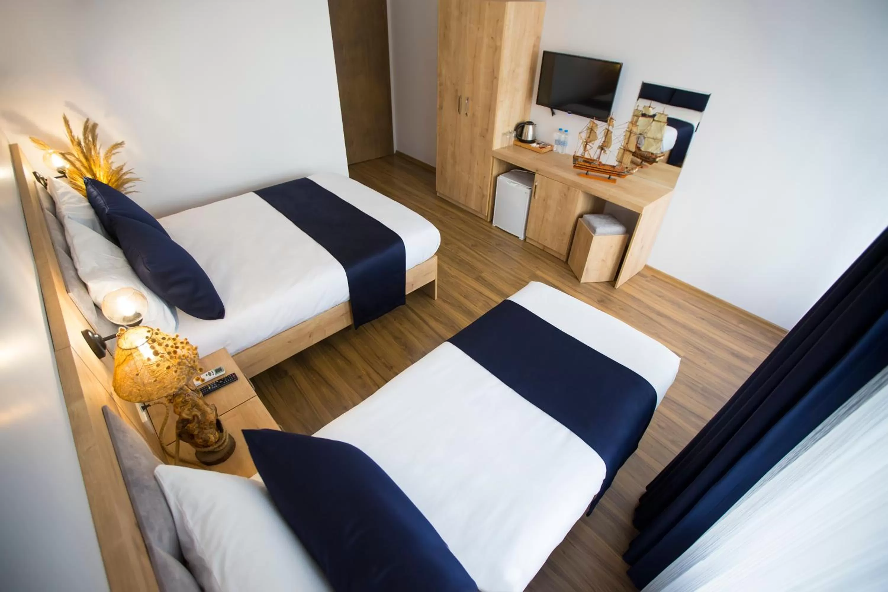 Bed in Golden Street Hotel