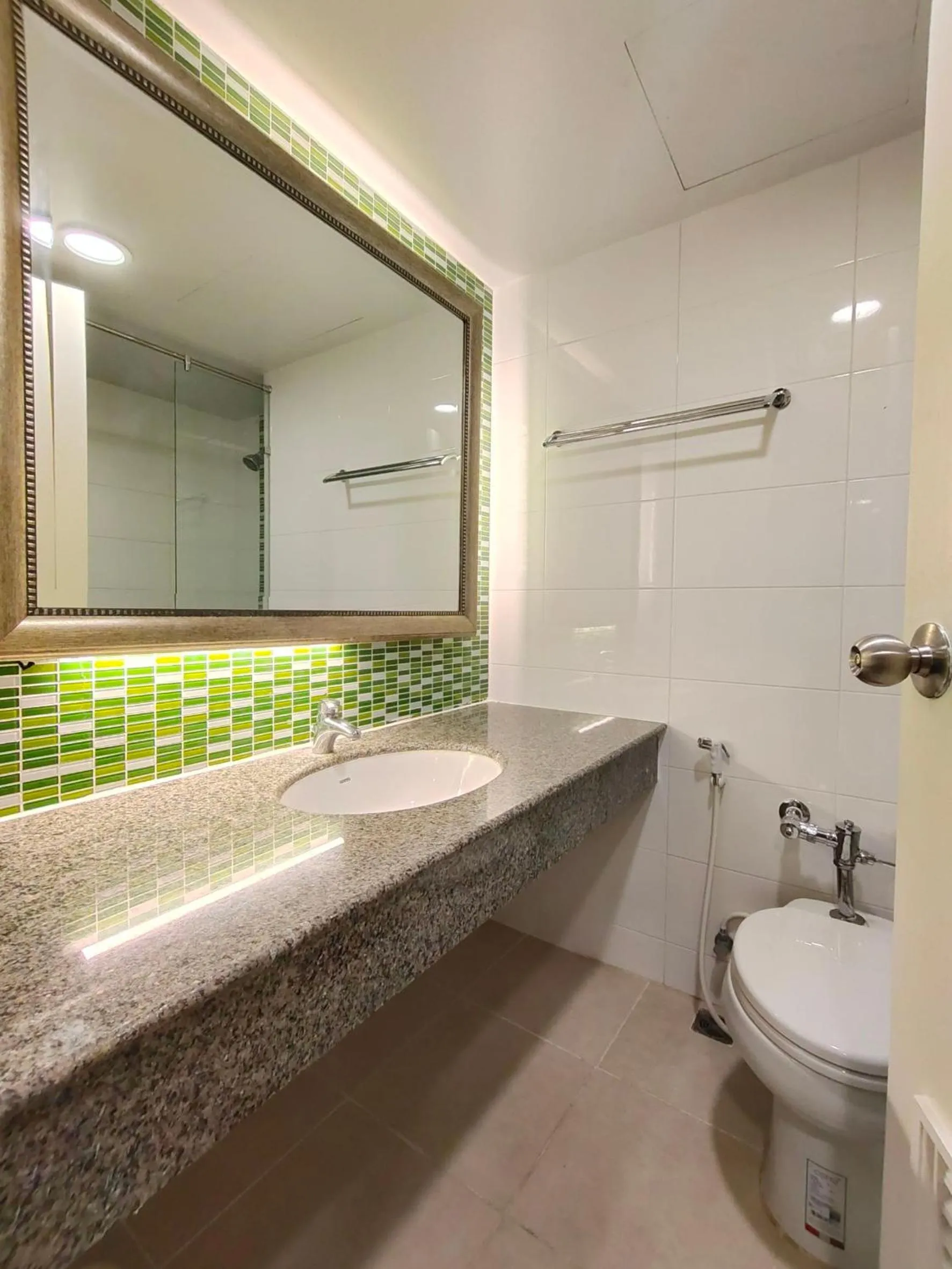 Ebina House - SHA Extra Plus