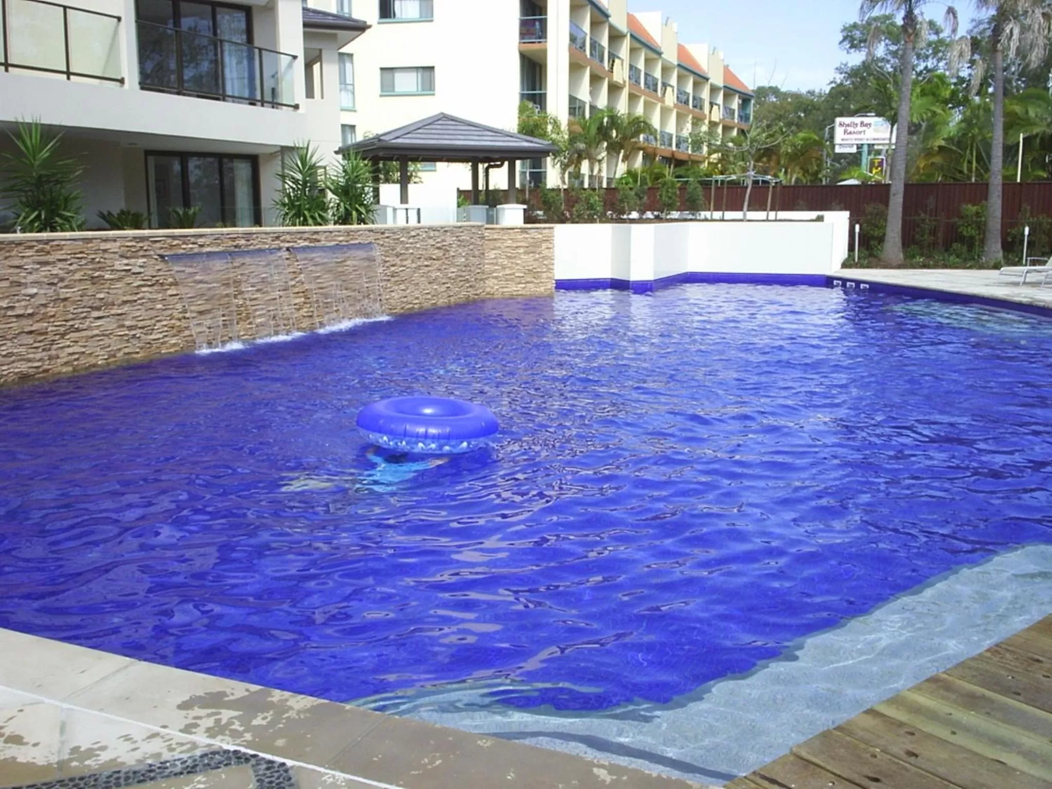Swimming pool in Grand Mercure Allegra Hervey Bay