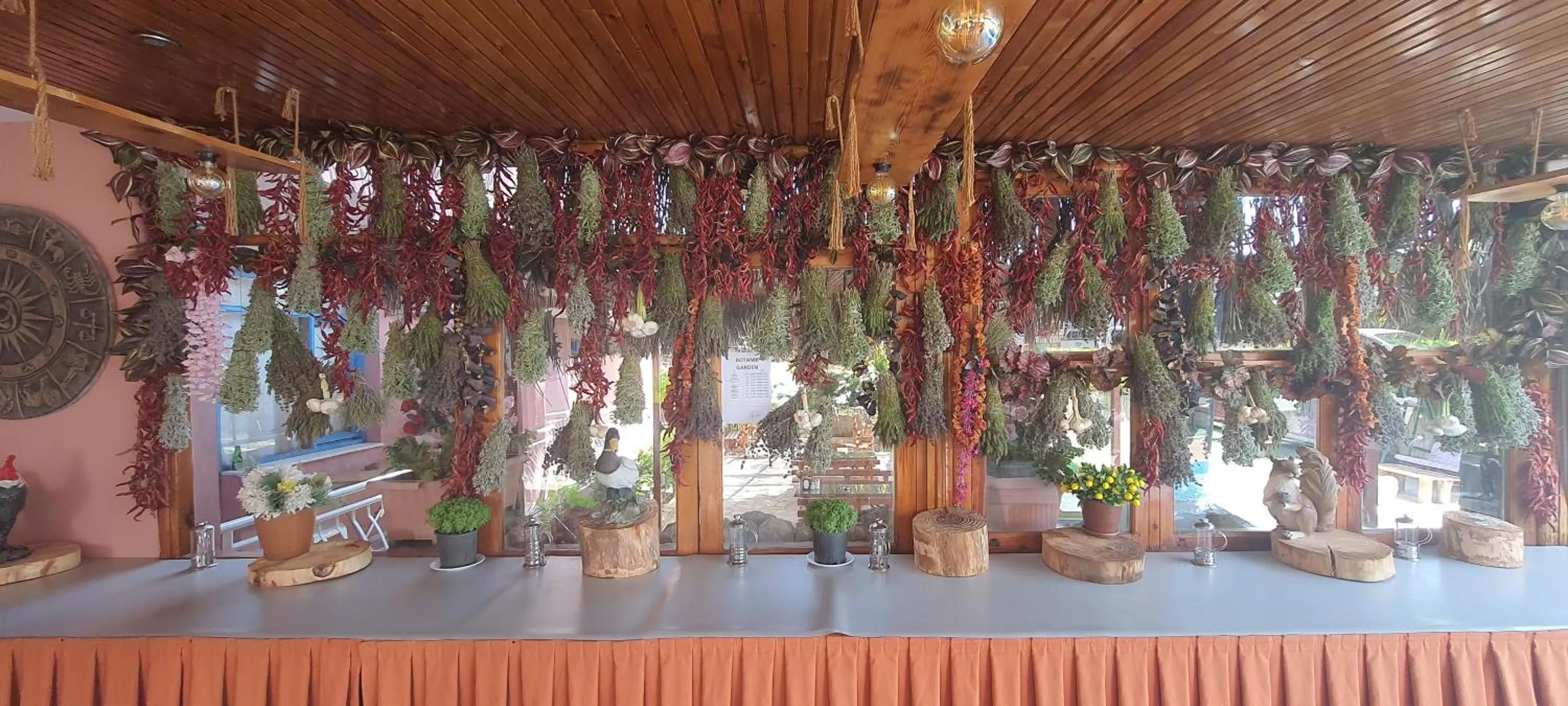 Garden in Grand Yayla Hotel