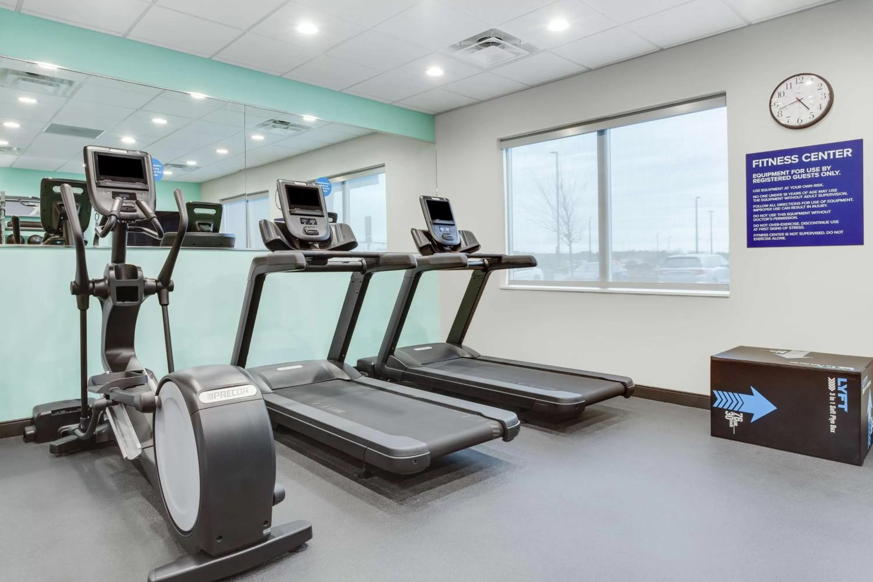 Fitness centre/facilities in Tru By Hilton Jacksonville St Johns Town Center