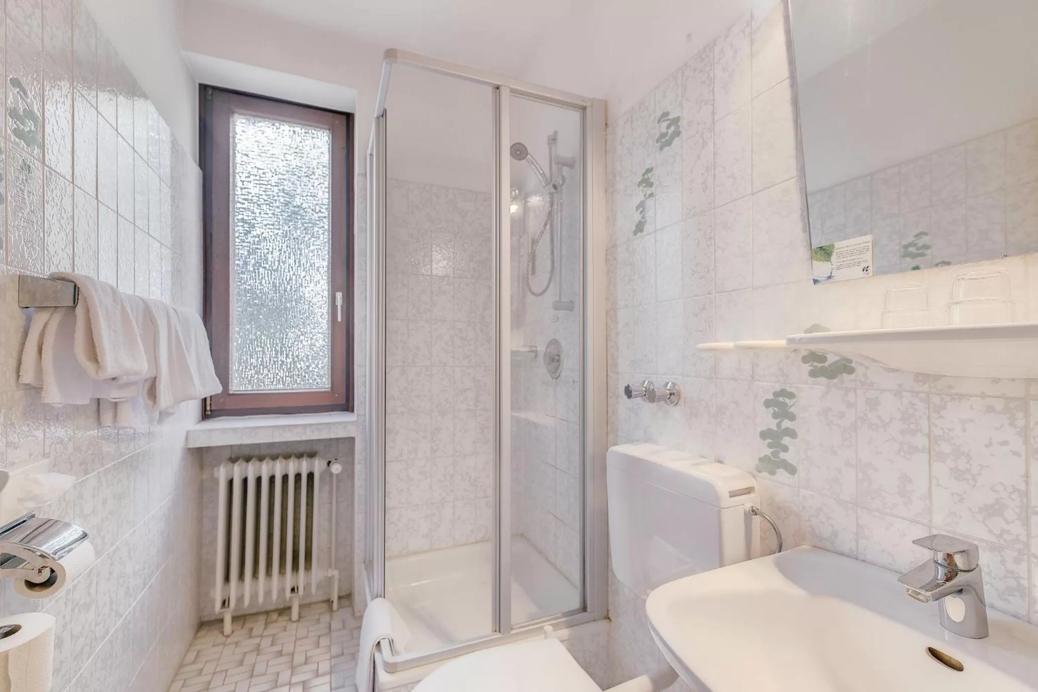 Bathroom in Hotel Hannover Airport by Premiere Classe