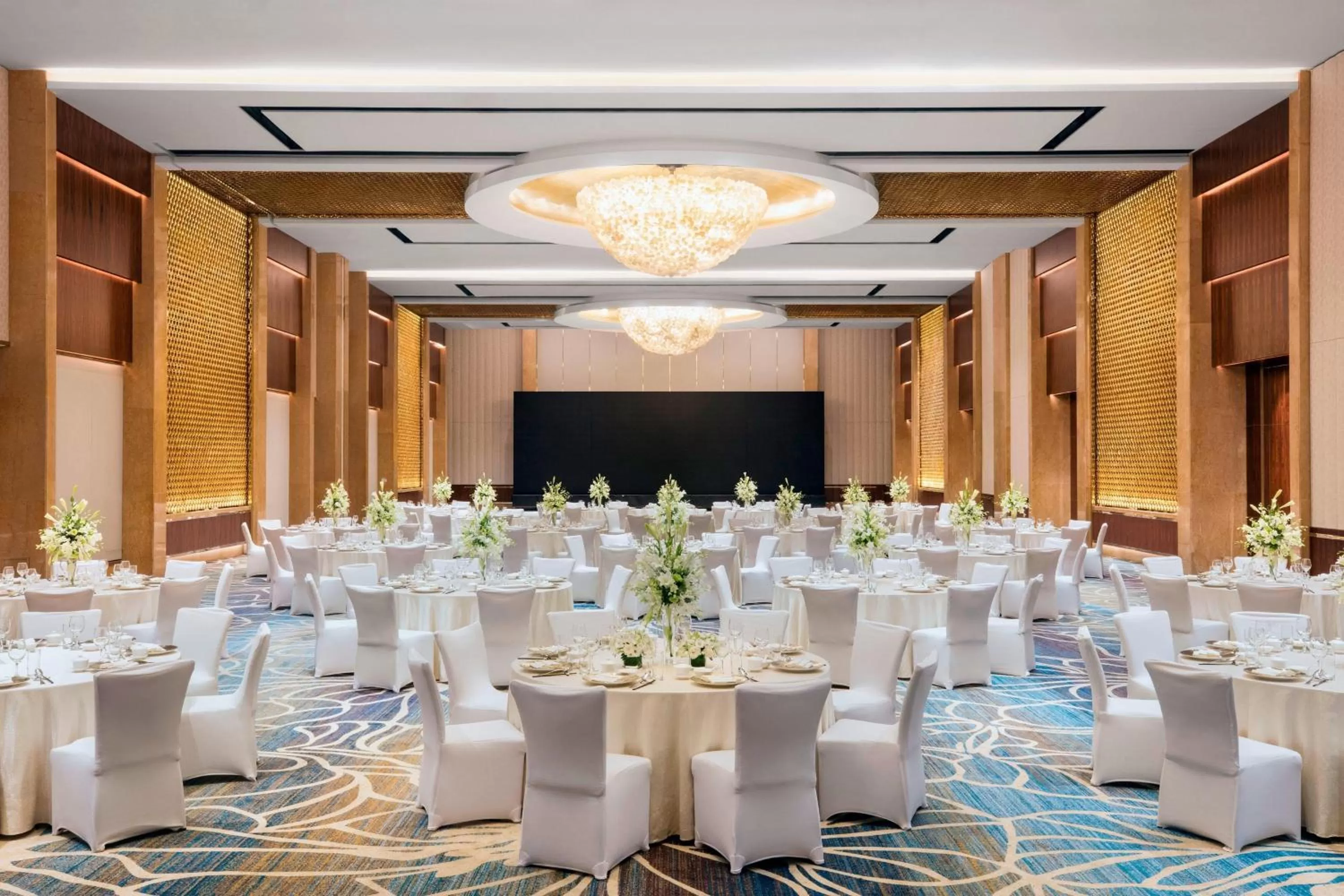 Meeting/conference room in Sheraton Grand Shanghai Pudong Hotel & Residences