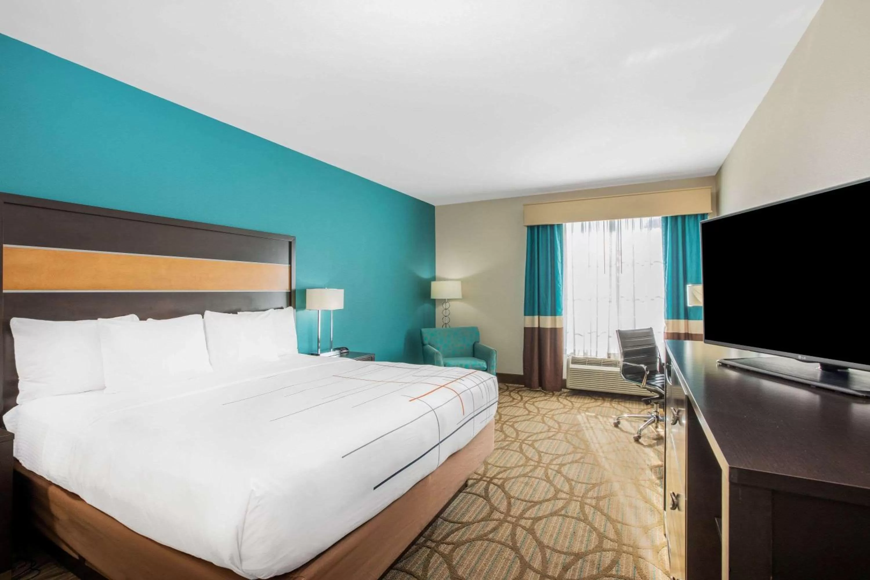 King Room - Disability Access in La Quinta by Wyndham Little Rock - West