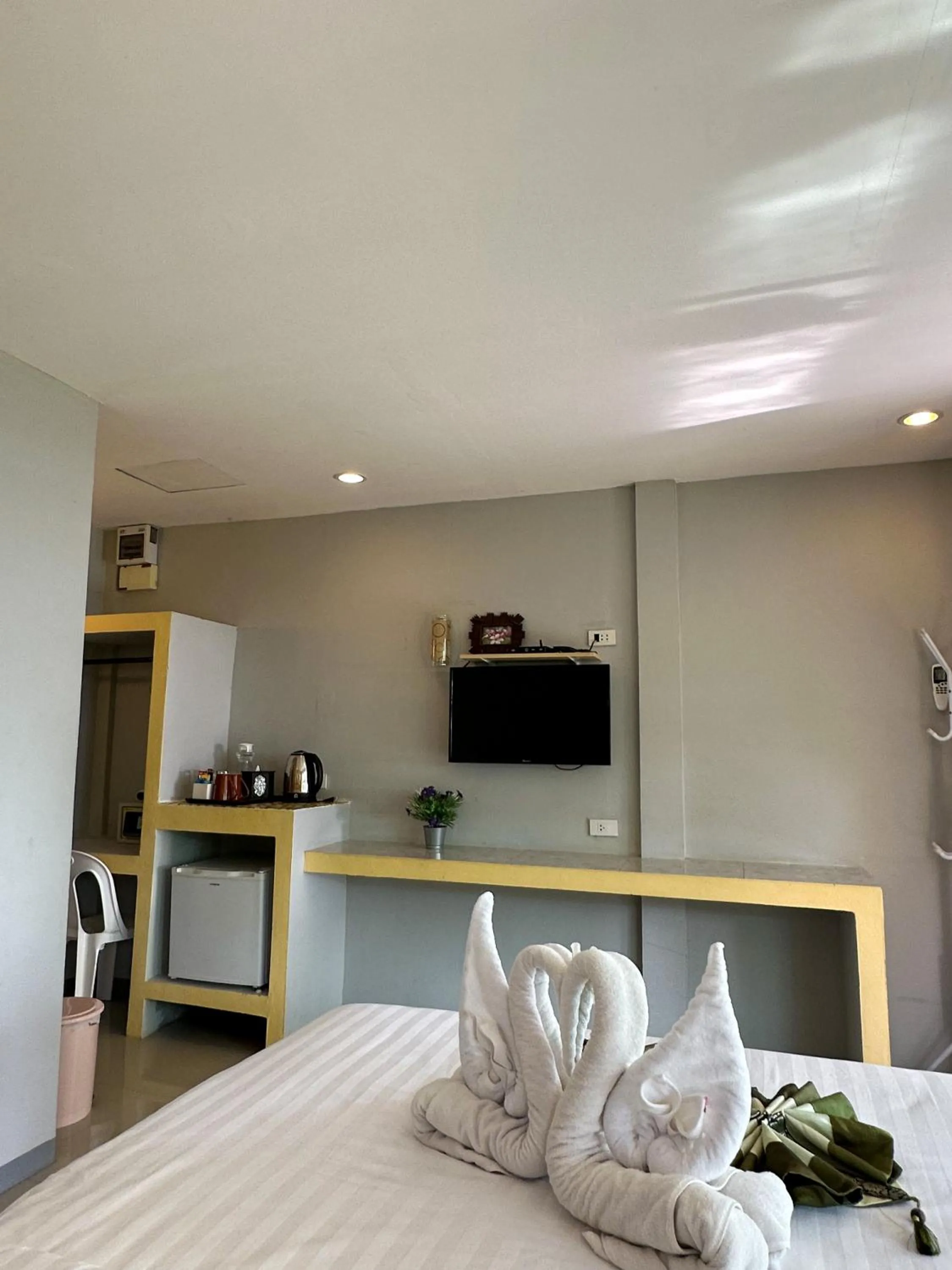 Coffee/tea facilities, Kitchen/Kitchenette in Lanta A&J Klong khong Beach