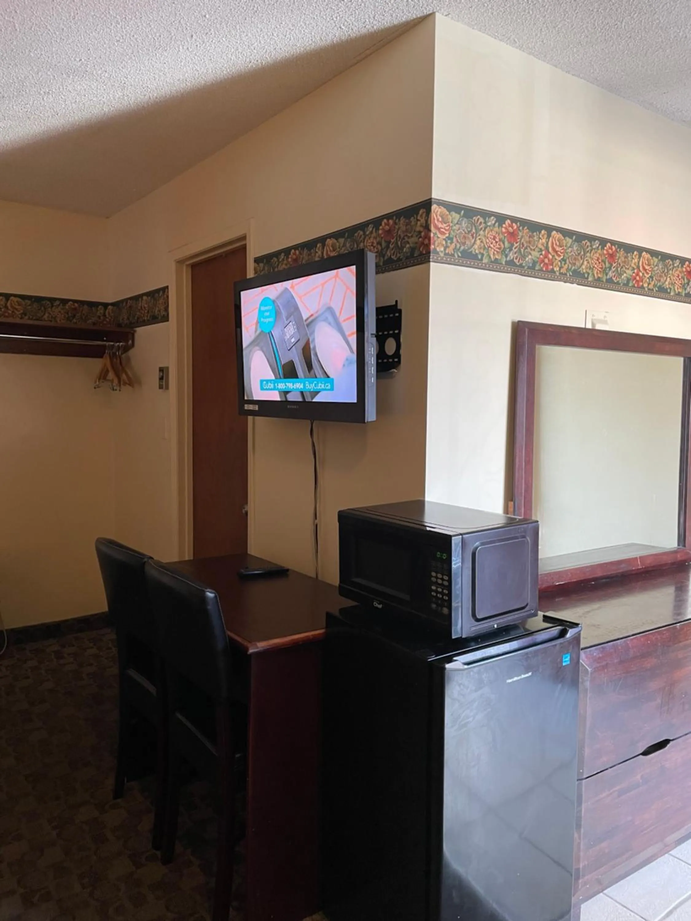 Scottish Inn Near the Falls and Casino