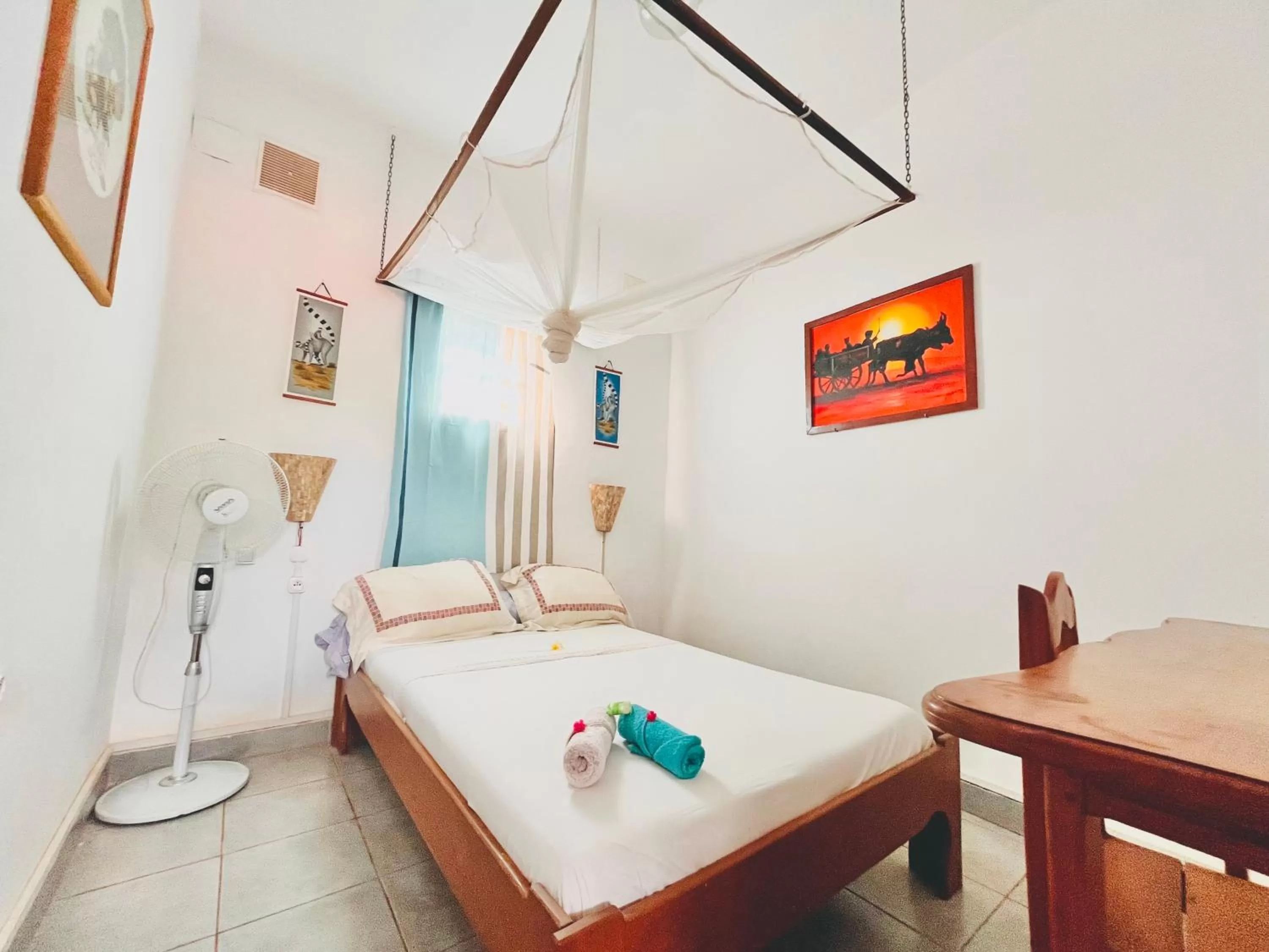 Bedroom, Bed in Régina Lodge Diégo Suarez Madagascar