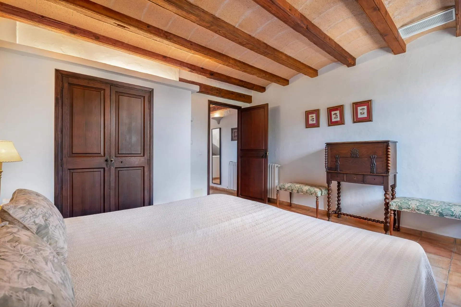 Bed in Agroturismo Son Siurana