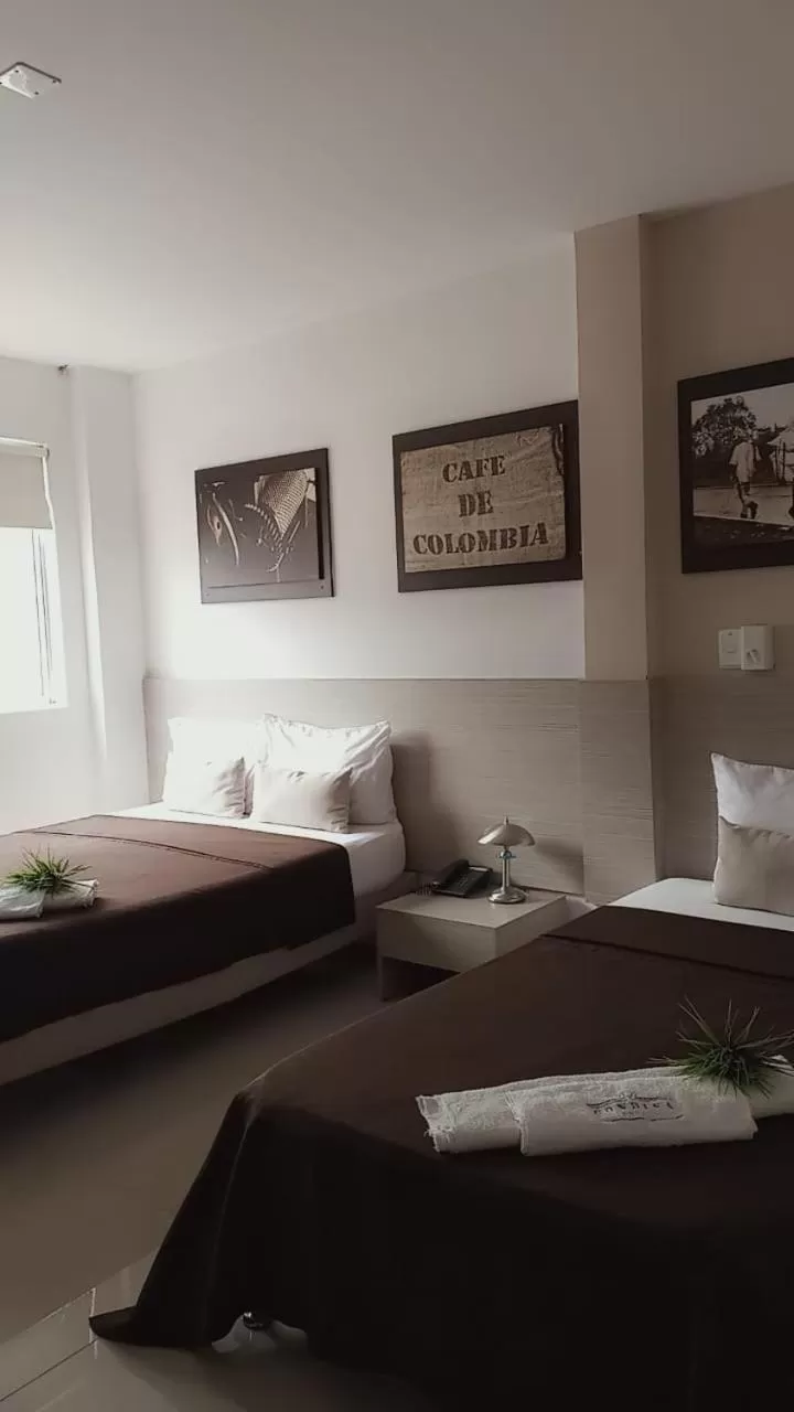 Bed in Hotel Condina Pereira