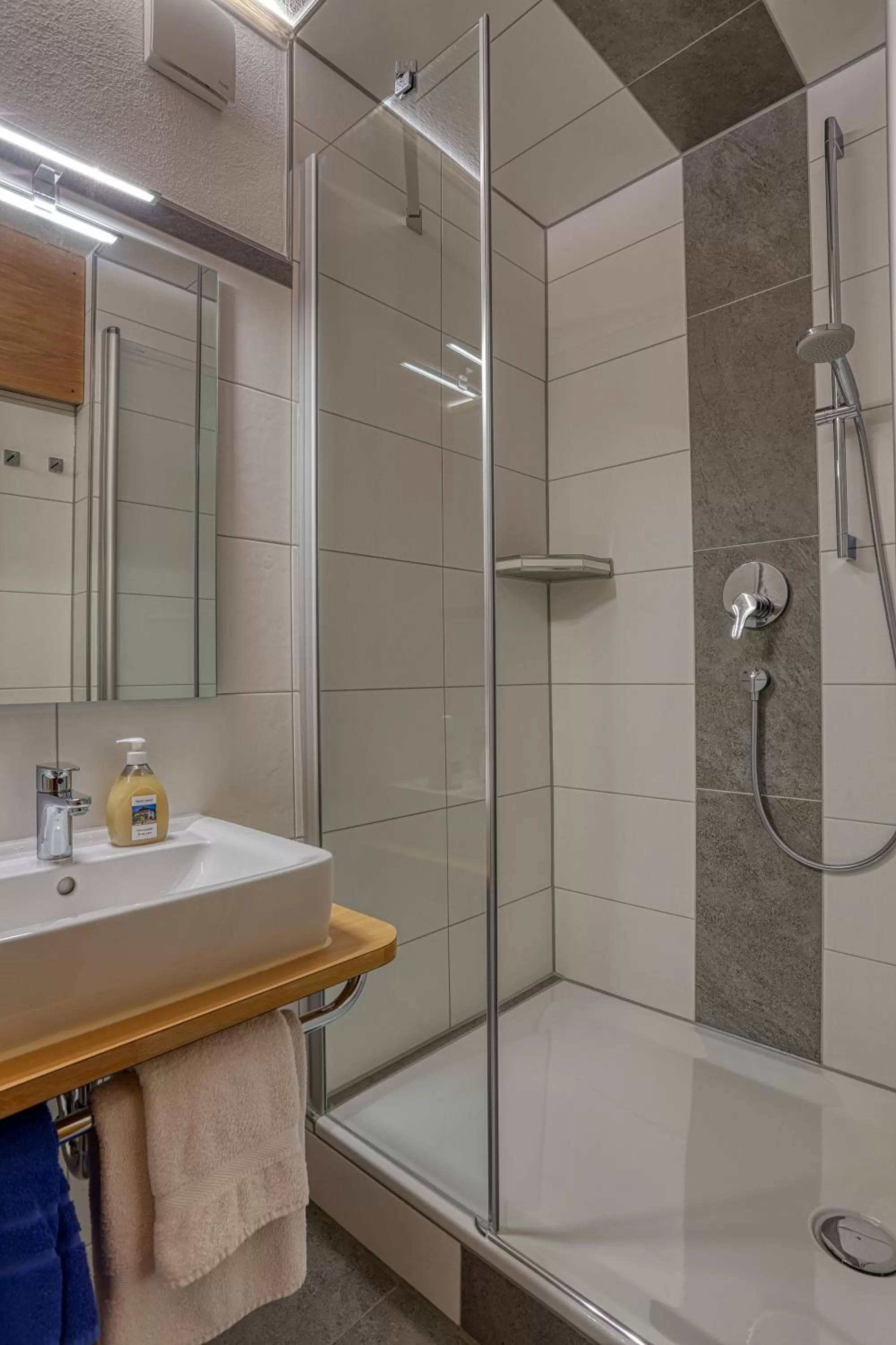 Double Room without Balcony in Hotel Jakob