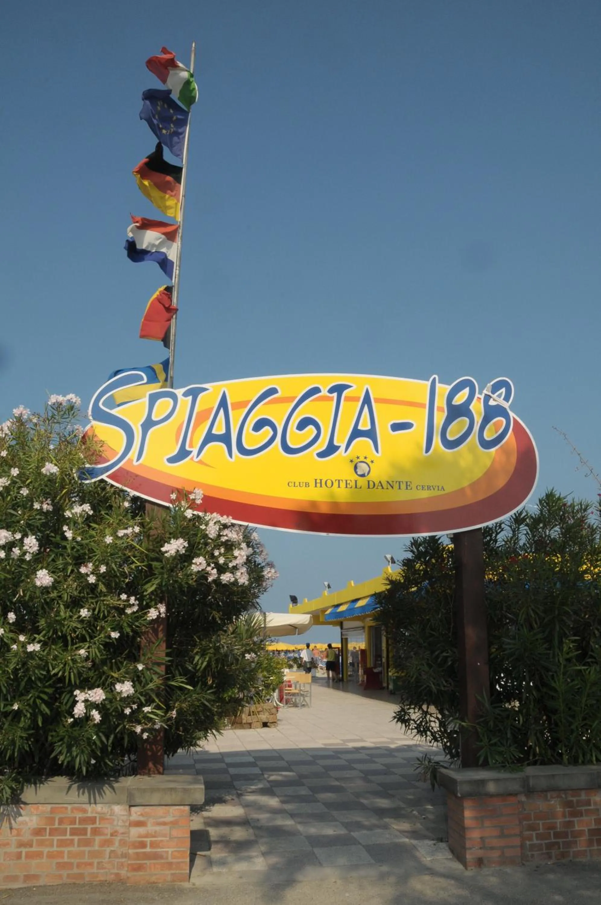 Beach in Hotel Dante Family Spa Resort