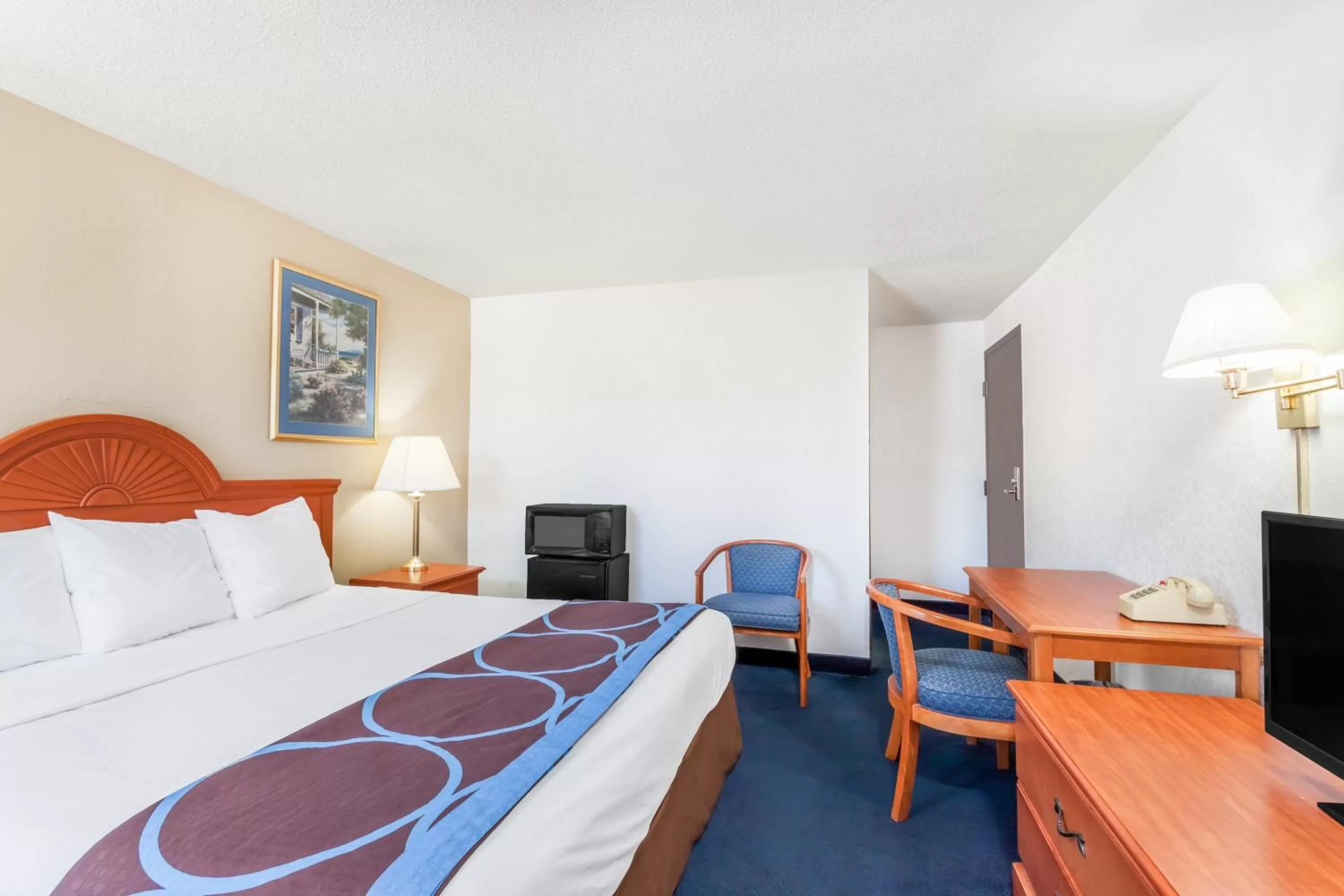 Bed in Super 8 by Wyndham Montgomery Maybrook