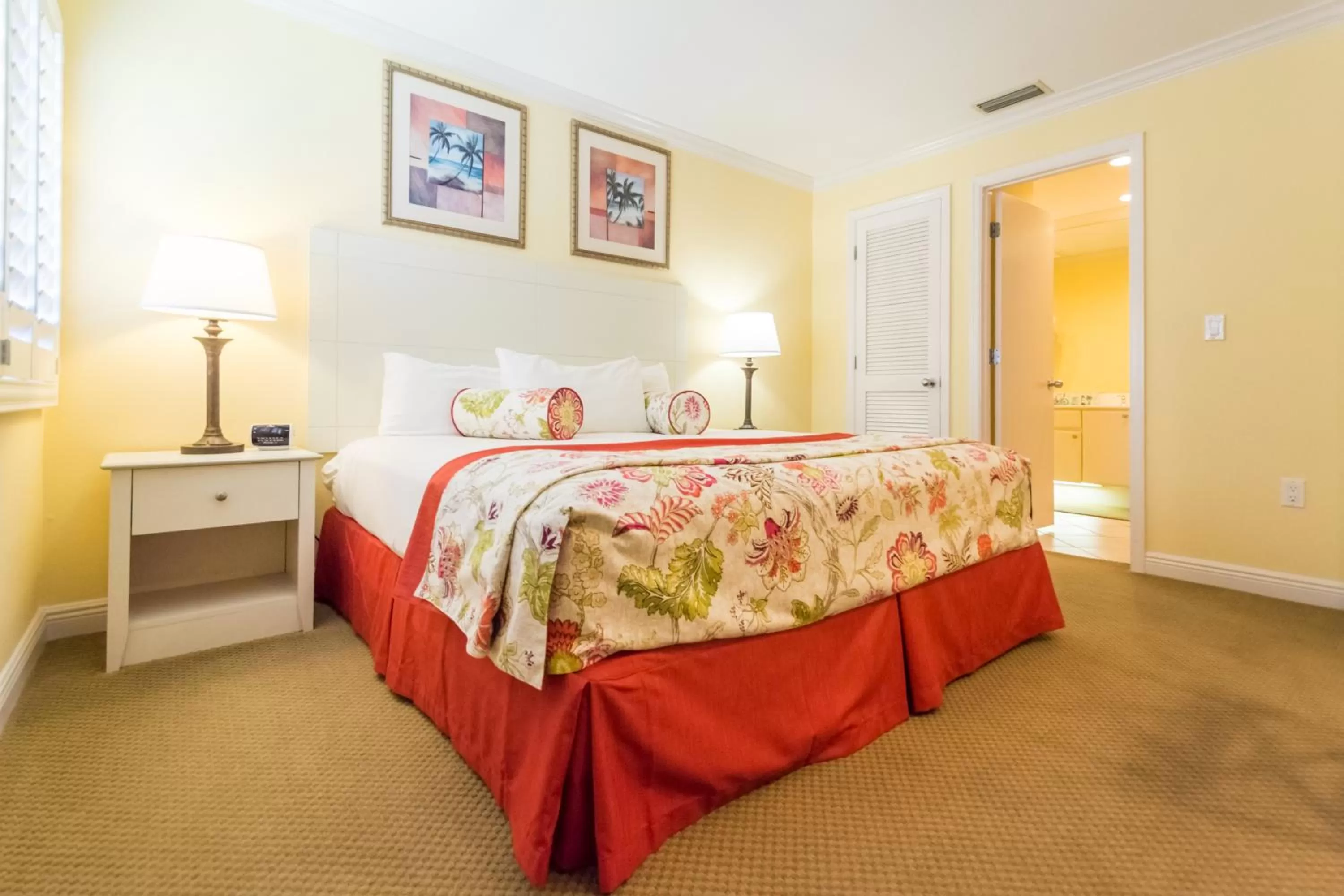 Photo of the whole room, Bed in Inn at the Beach-Venice FLORIDA