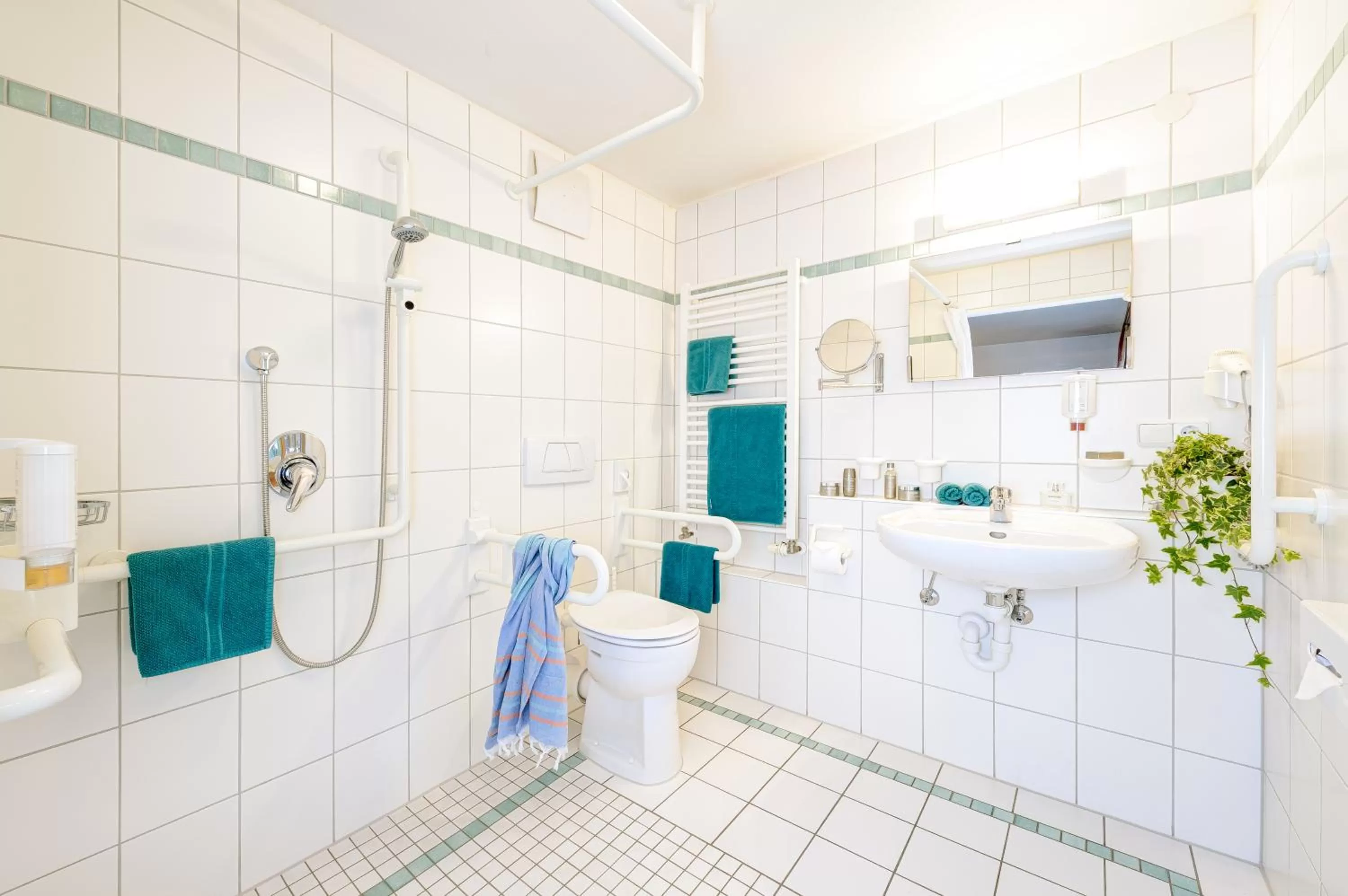 Bathroom in Familien- und Wellnesshotel "Viktoria"