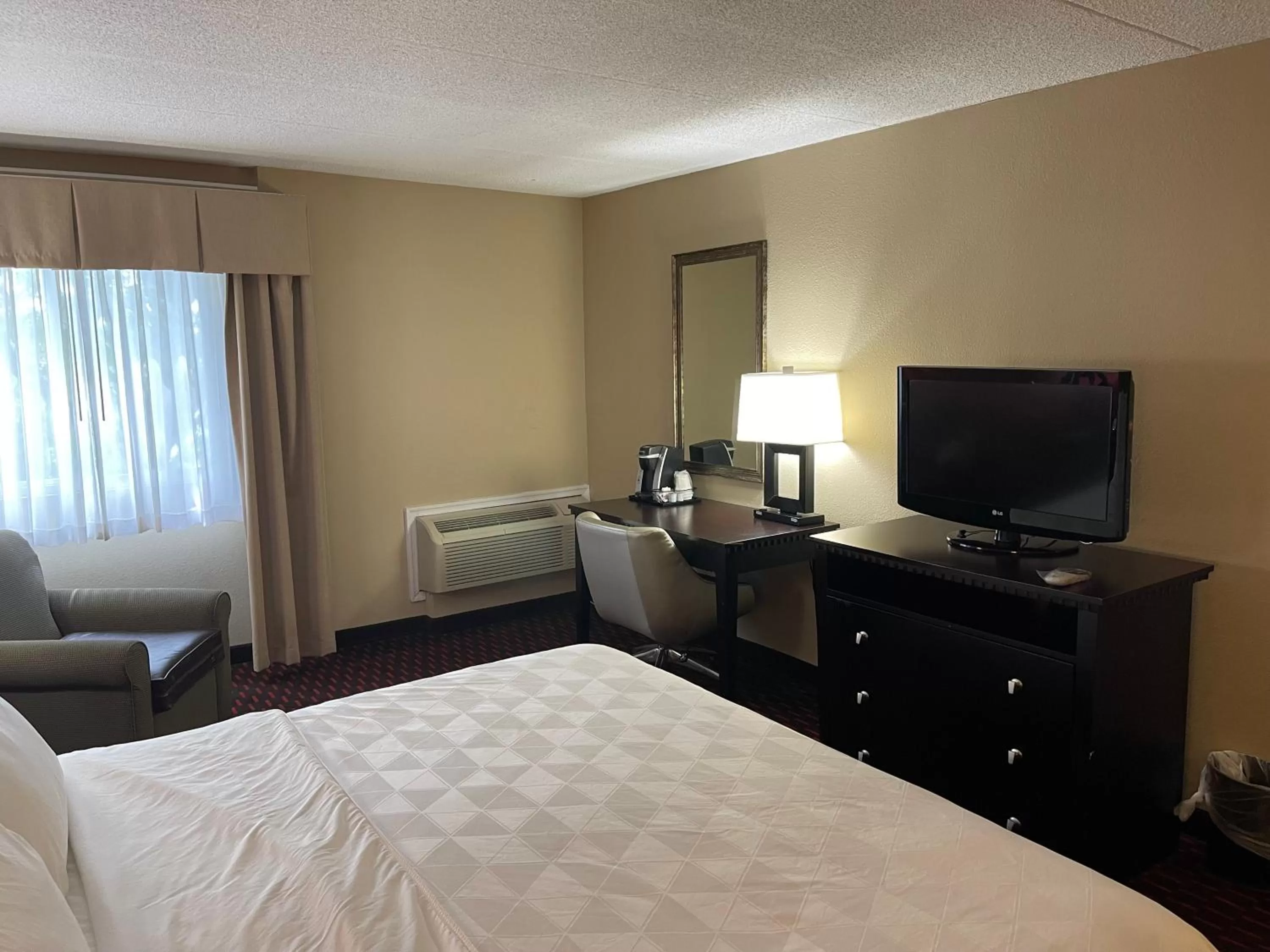 Bed in Wyndham Garden Dover