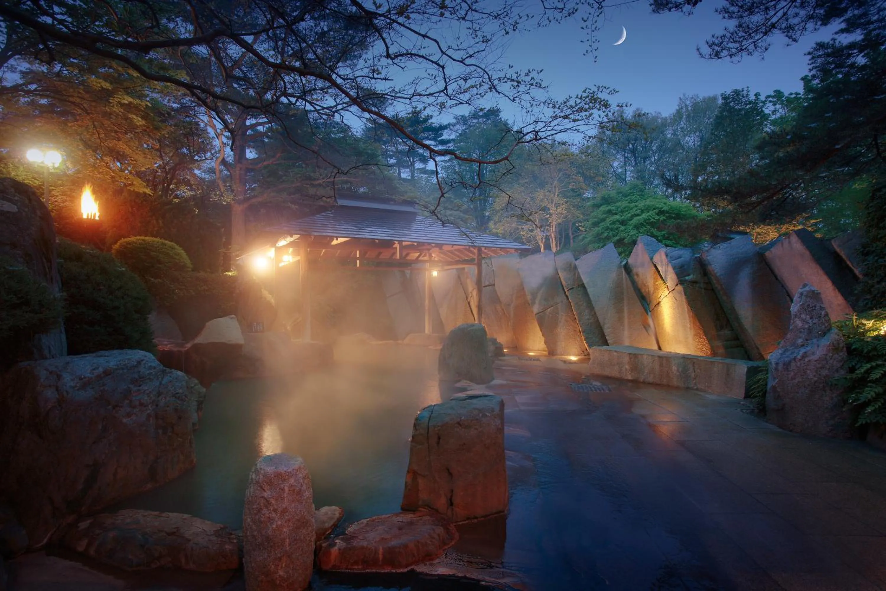 Night in Ryokusuitei