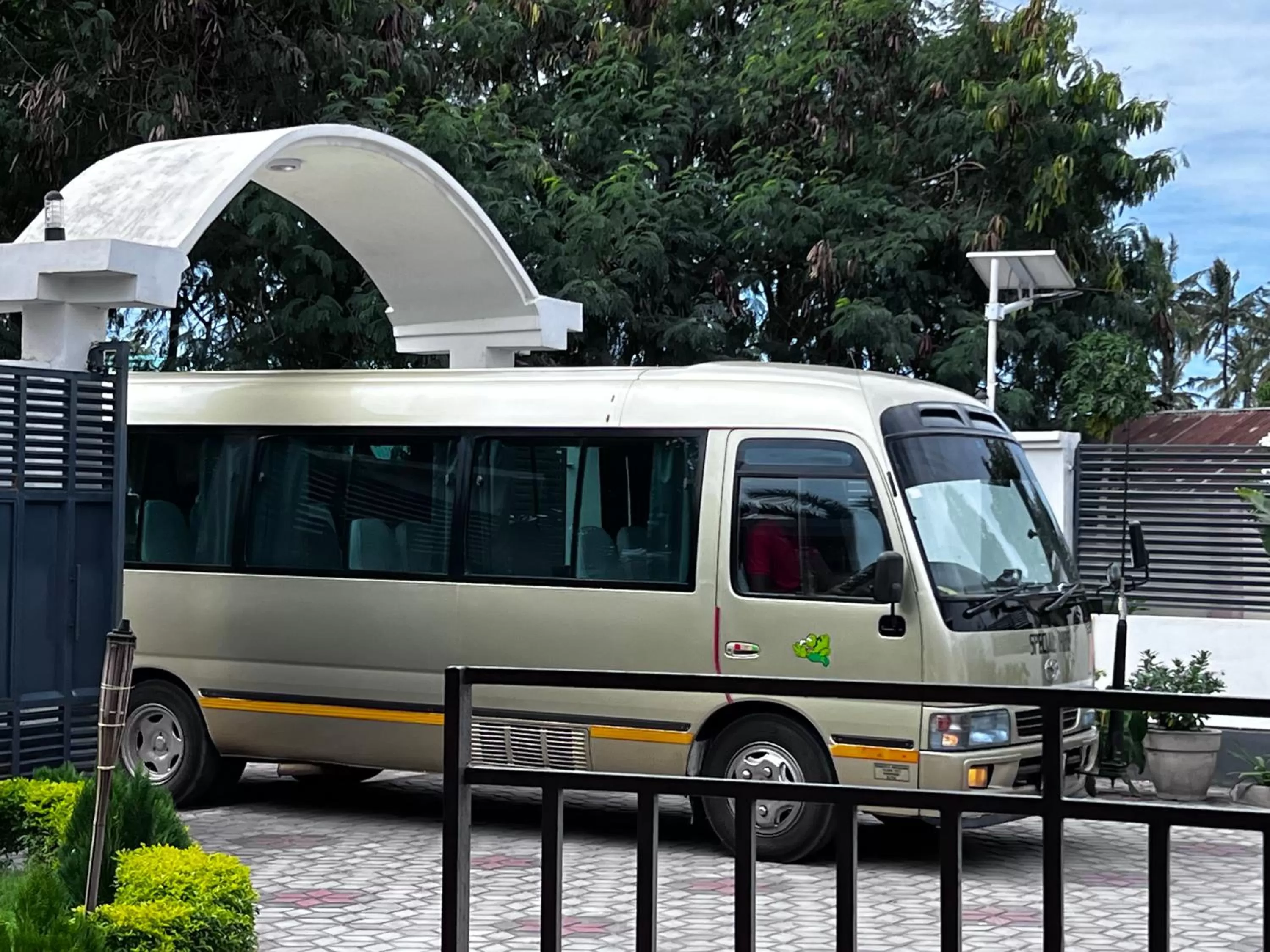 Day in Haika Home Lodge