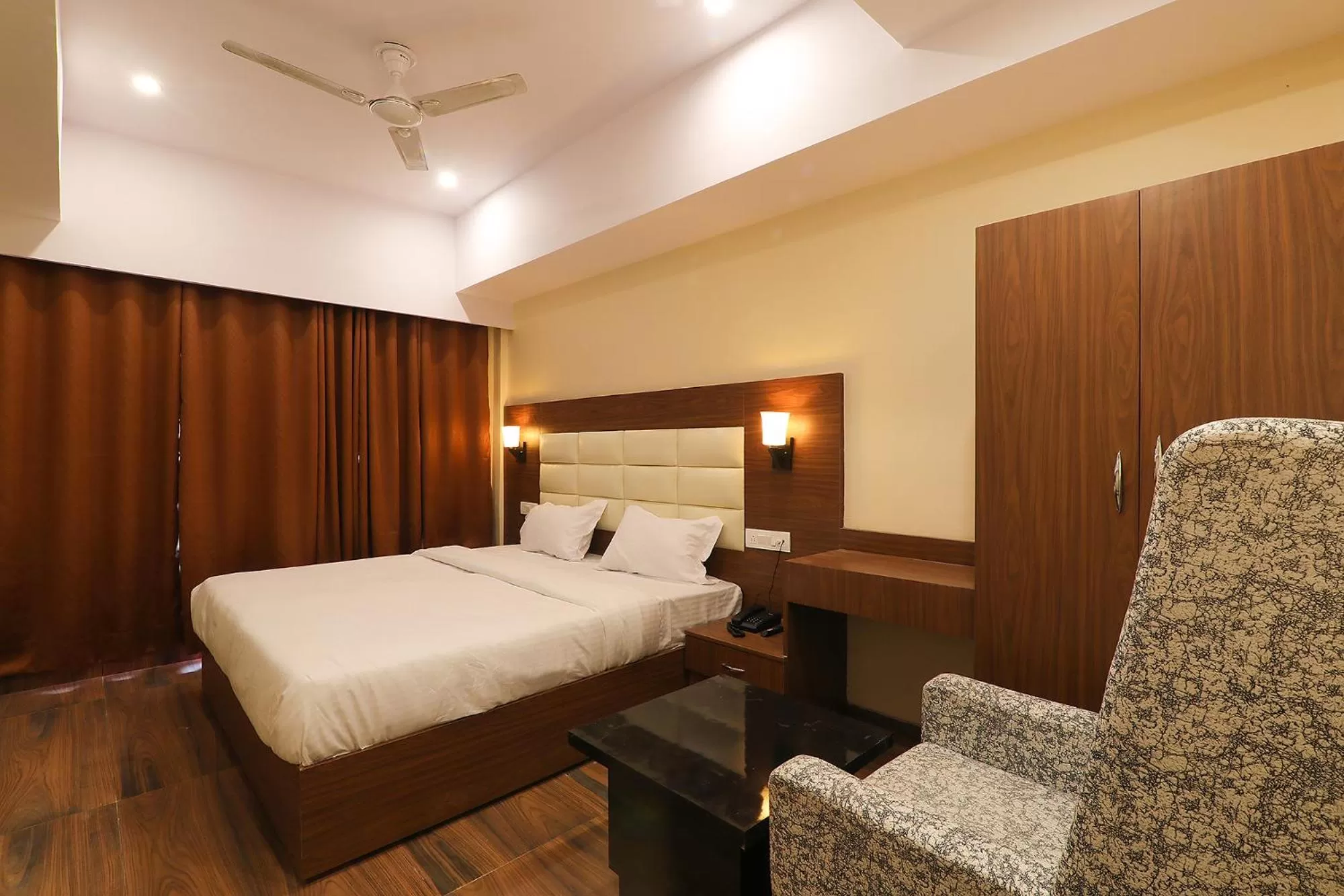 Bedroom, Bed in FabHotel Blueark