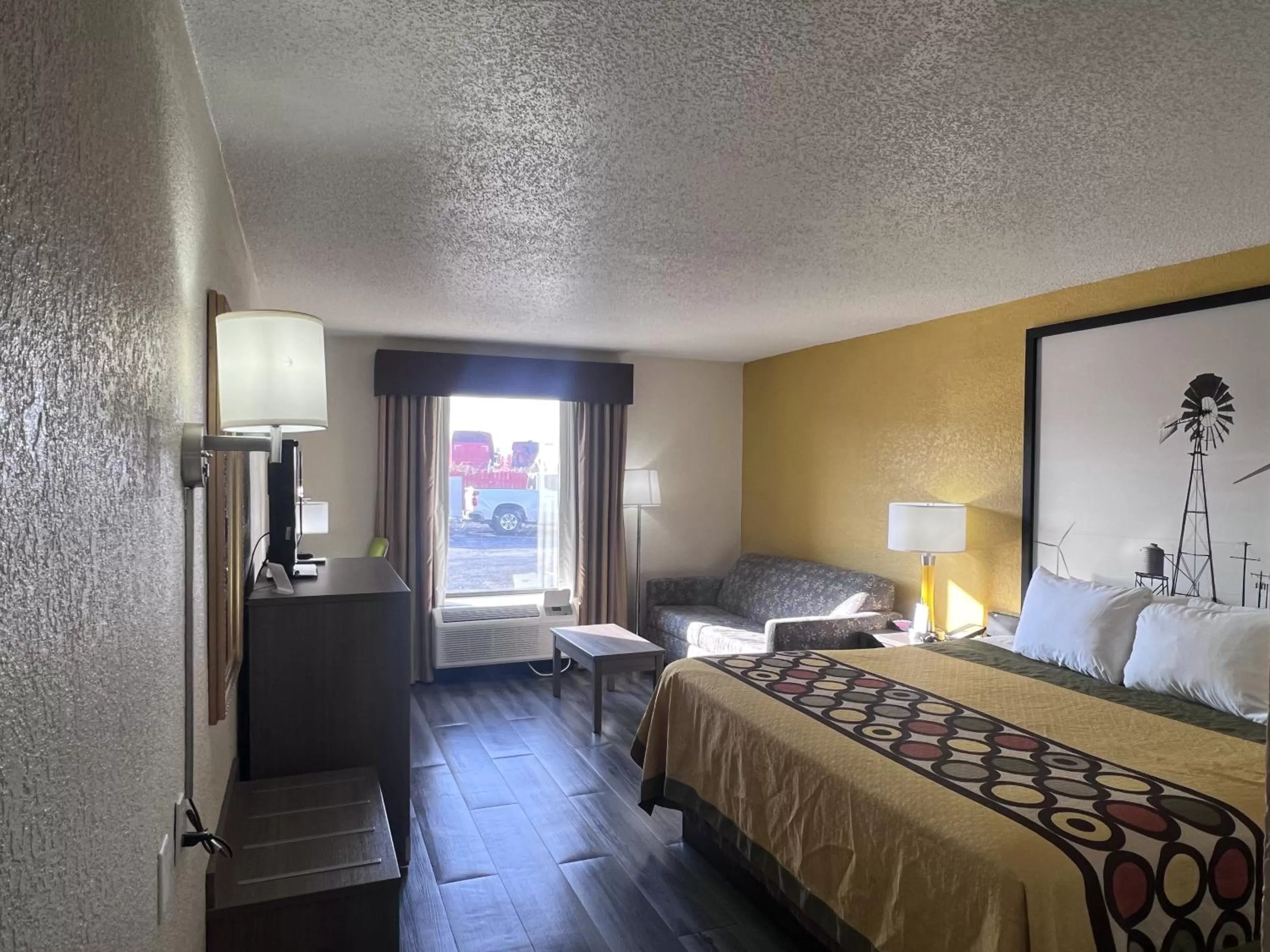 Photo of the whole room, Bed in Super 8 by Wyndham Ft Stockton