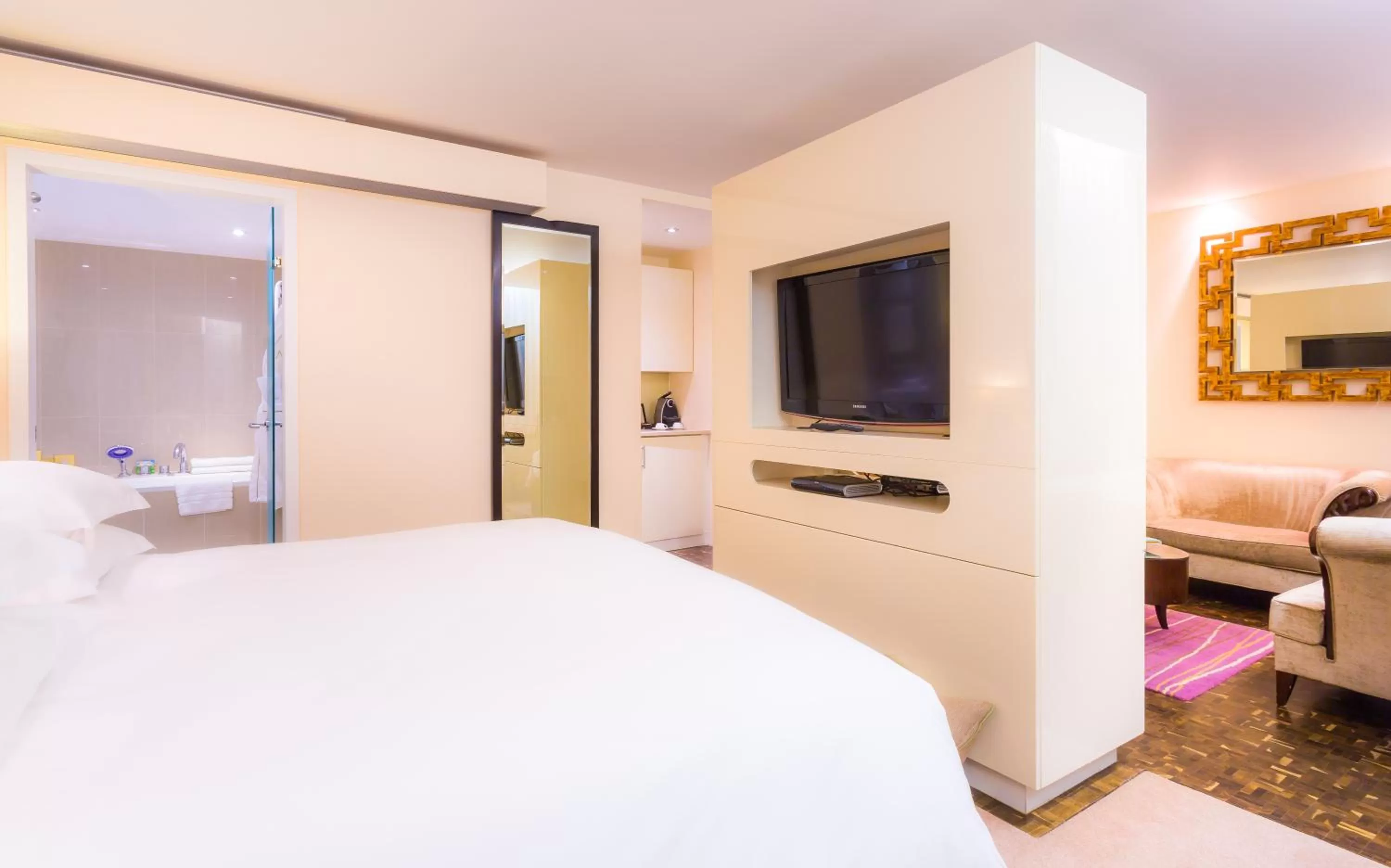 Bedroom, Bed in Ten Manchester Street Hotel