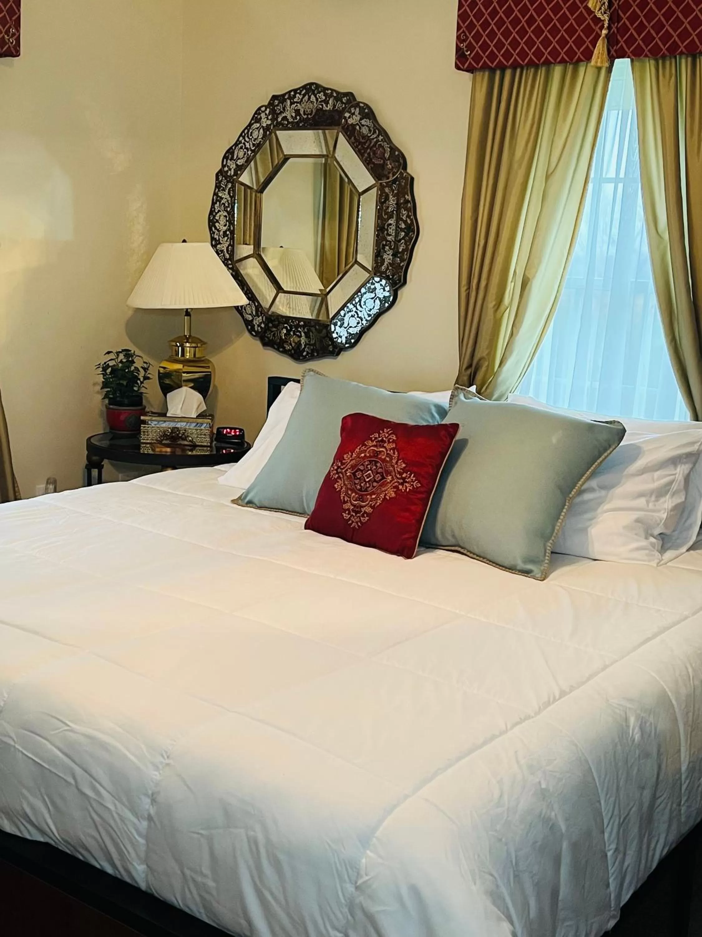 Bed in Ma Margarets House Bed and Breakfast