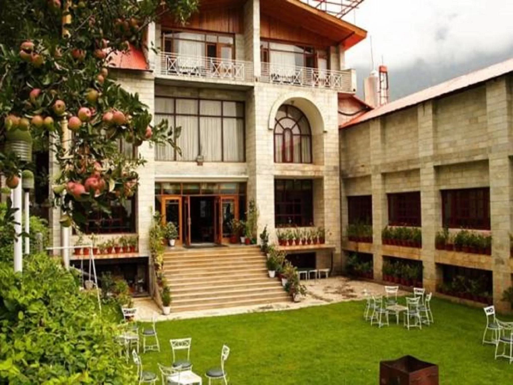 Garden in Shingar Regency