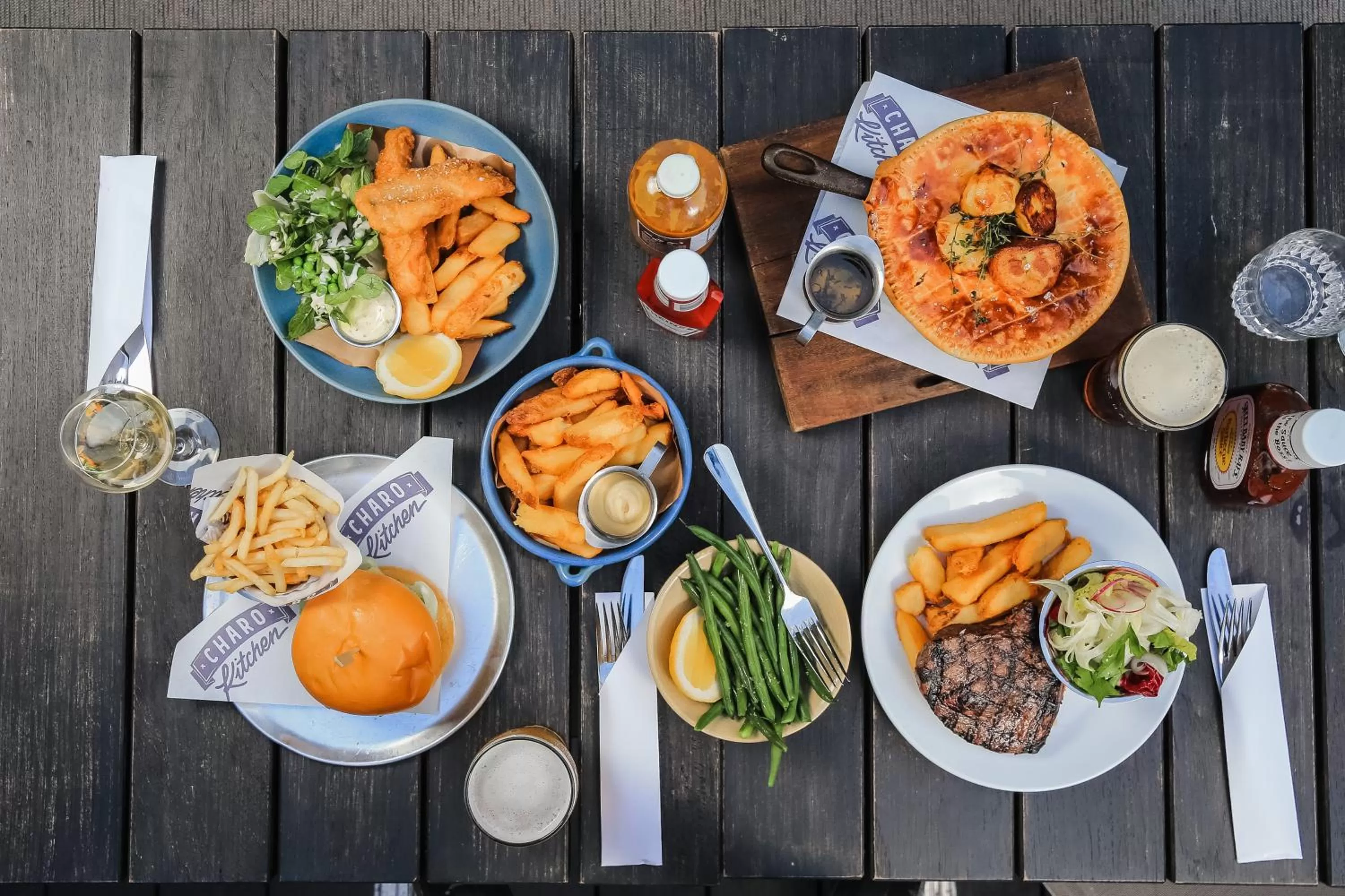 Food and drinks in Charing Cross Hotel