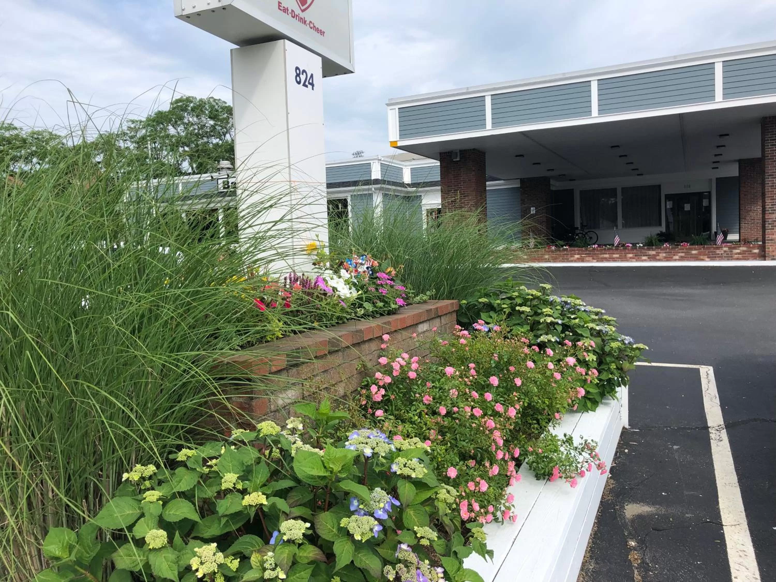 Property building in Falmouth Inn
