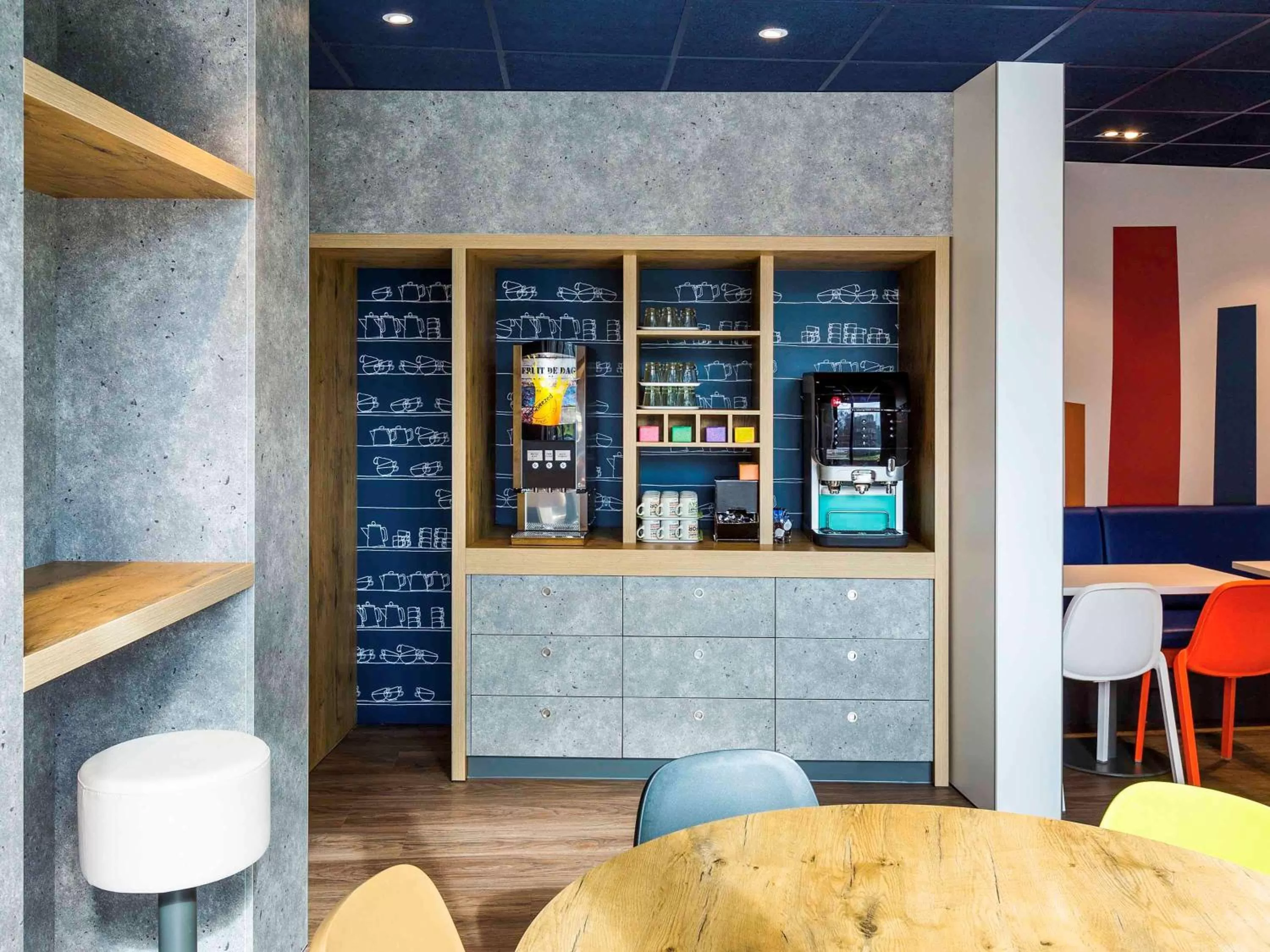 Restaurant/places to eat in ibis budget Amsterdam City South