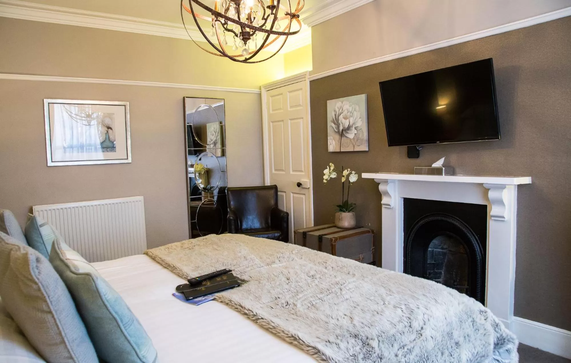 Photo of the whole room, Bed in Hedley House Hotel & Apartments