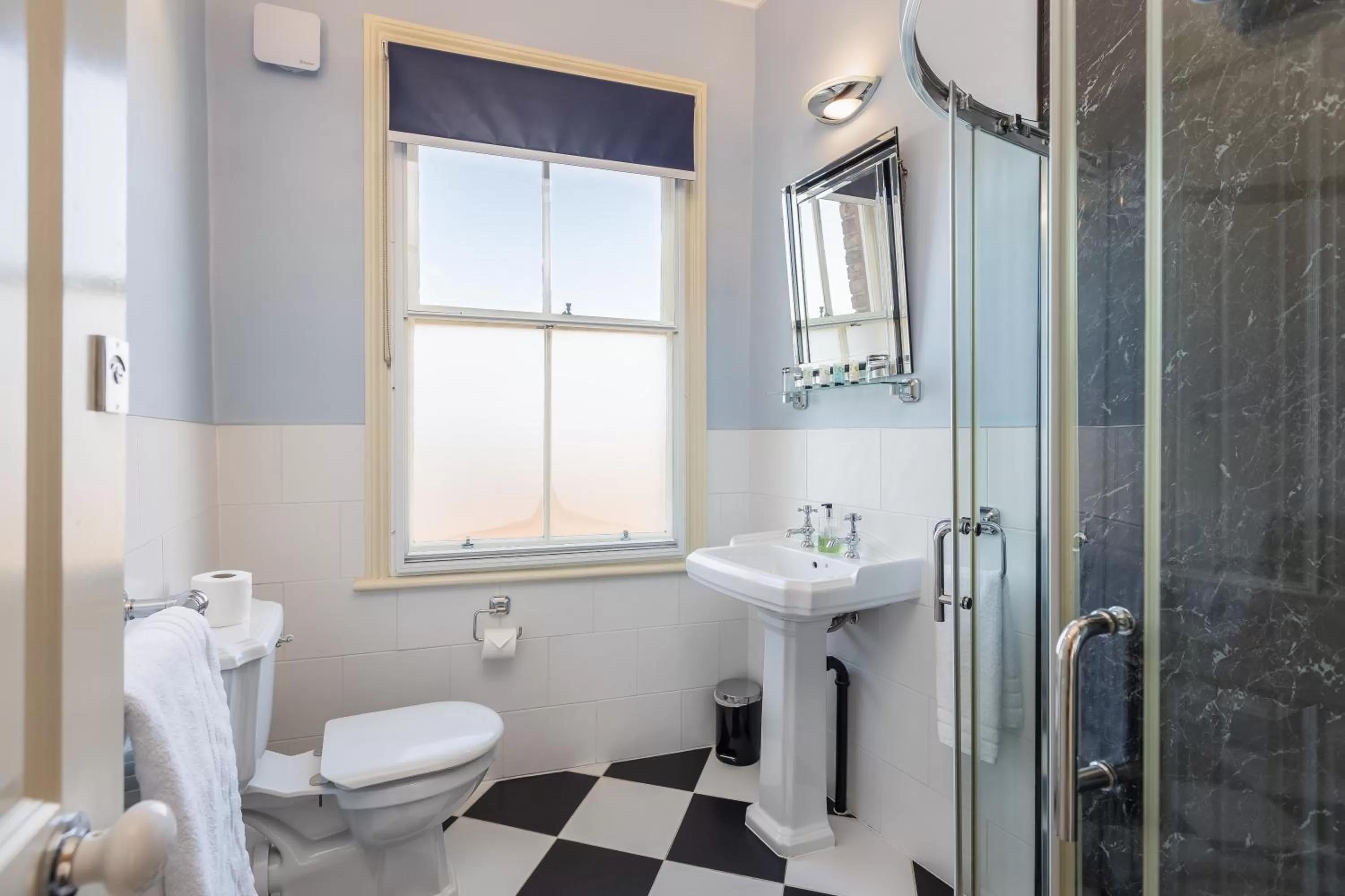 Bathroom in The Black Swan Inn