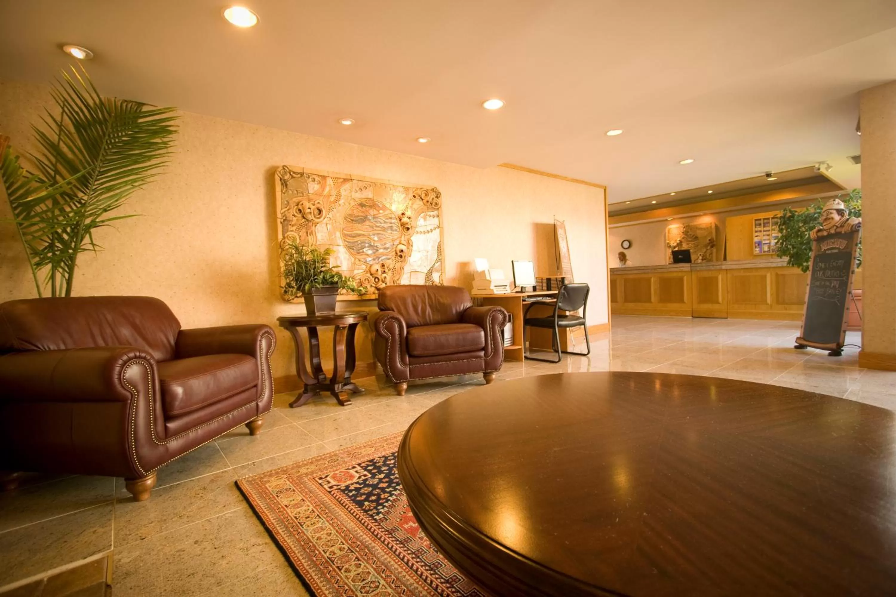 Lobby or reception in Coast Discovery Inn