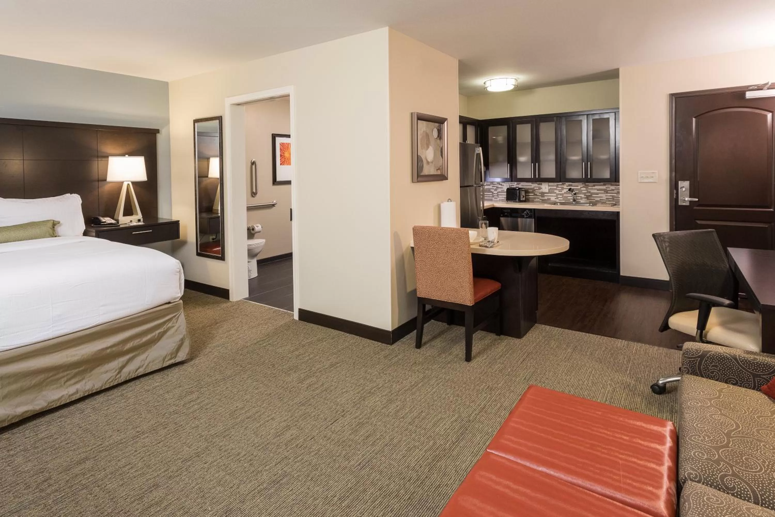 Photo of the whole room, Bed in Staybridge Suites Omaha West by IHG