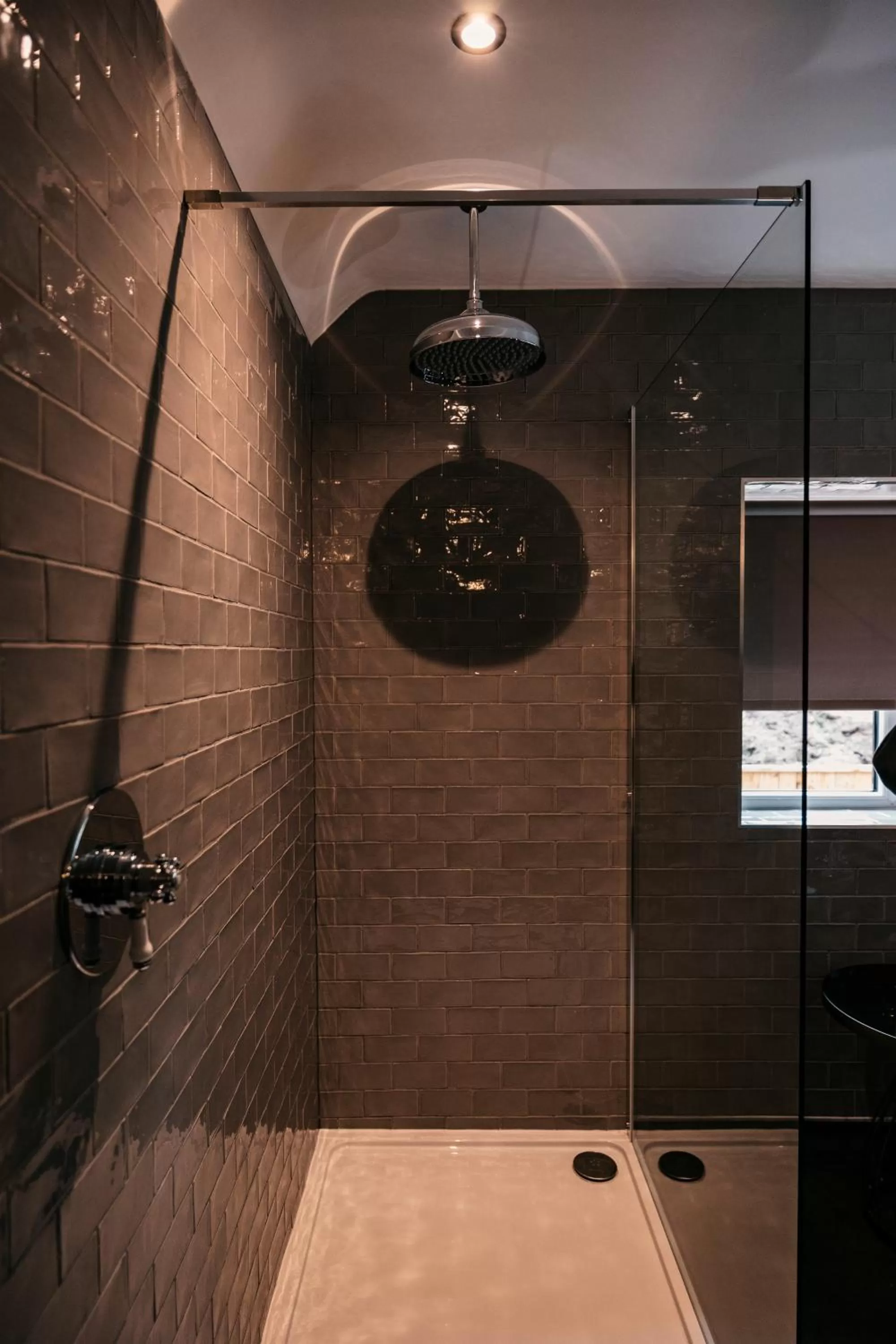 Shower, Bathroom in South Causey Inn