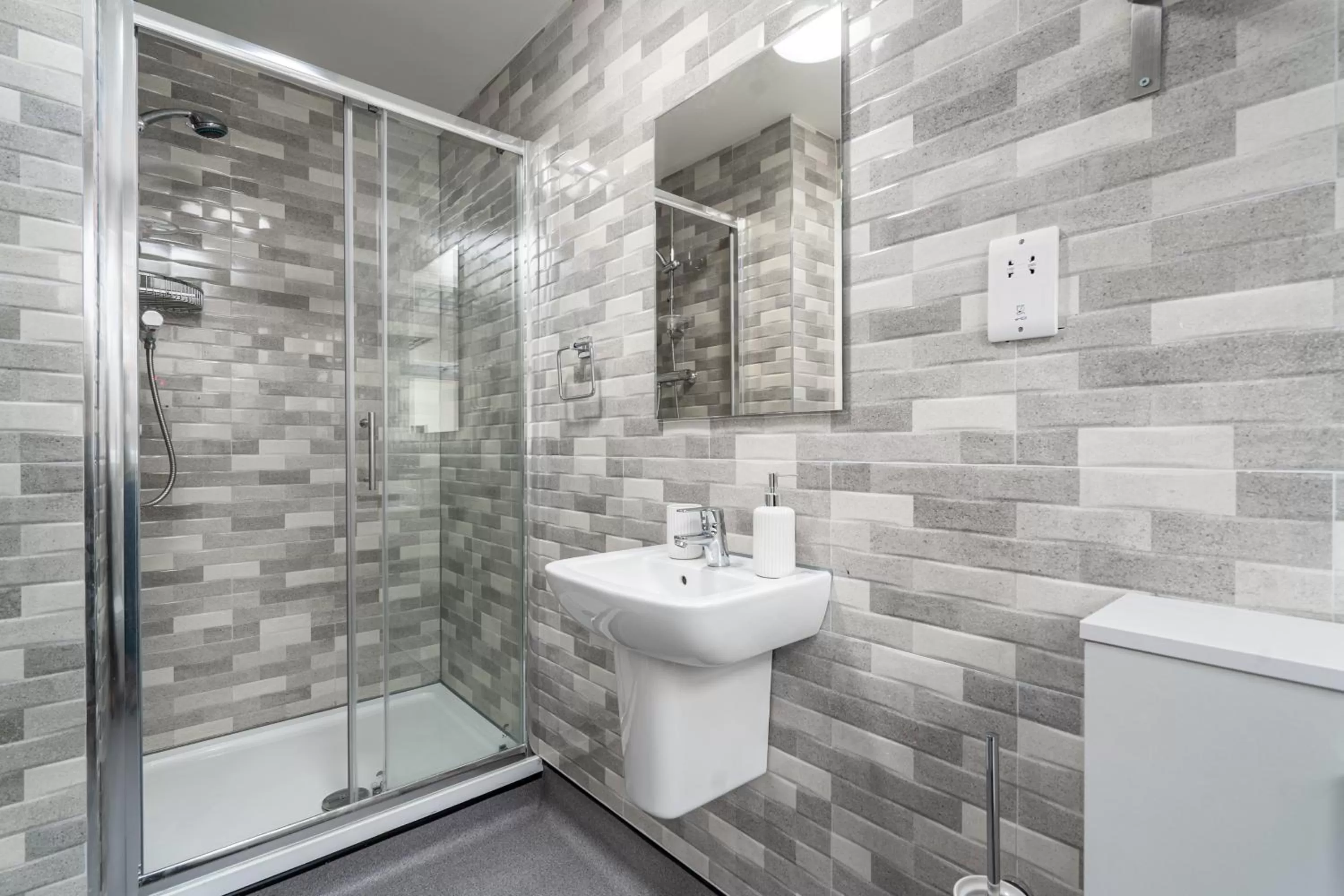 Bathroom in Hotel DC, Stratford