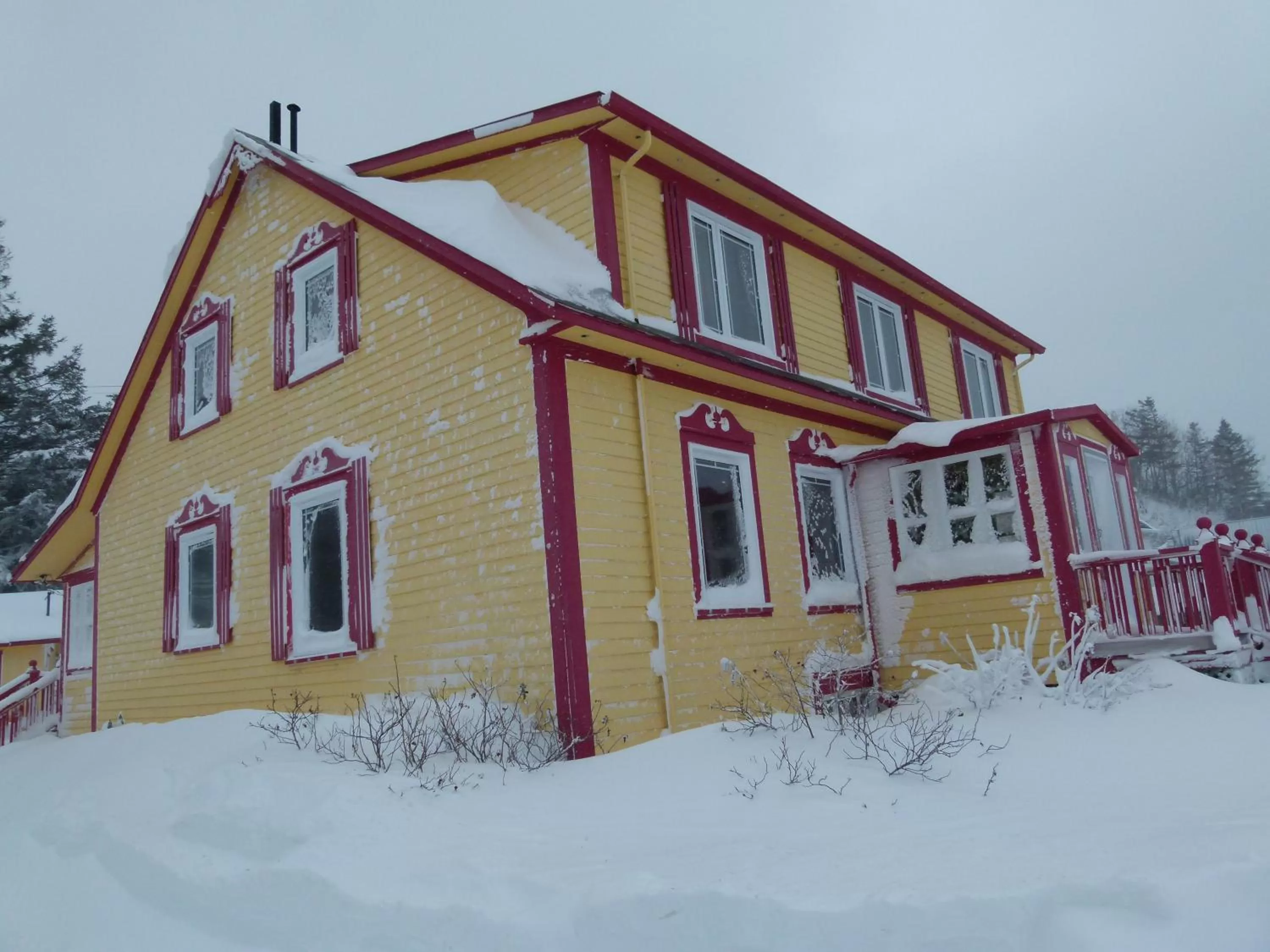 Property building, Winter in La Maison entre Mer Montagnes