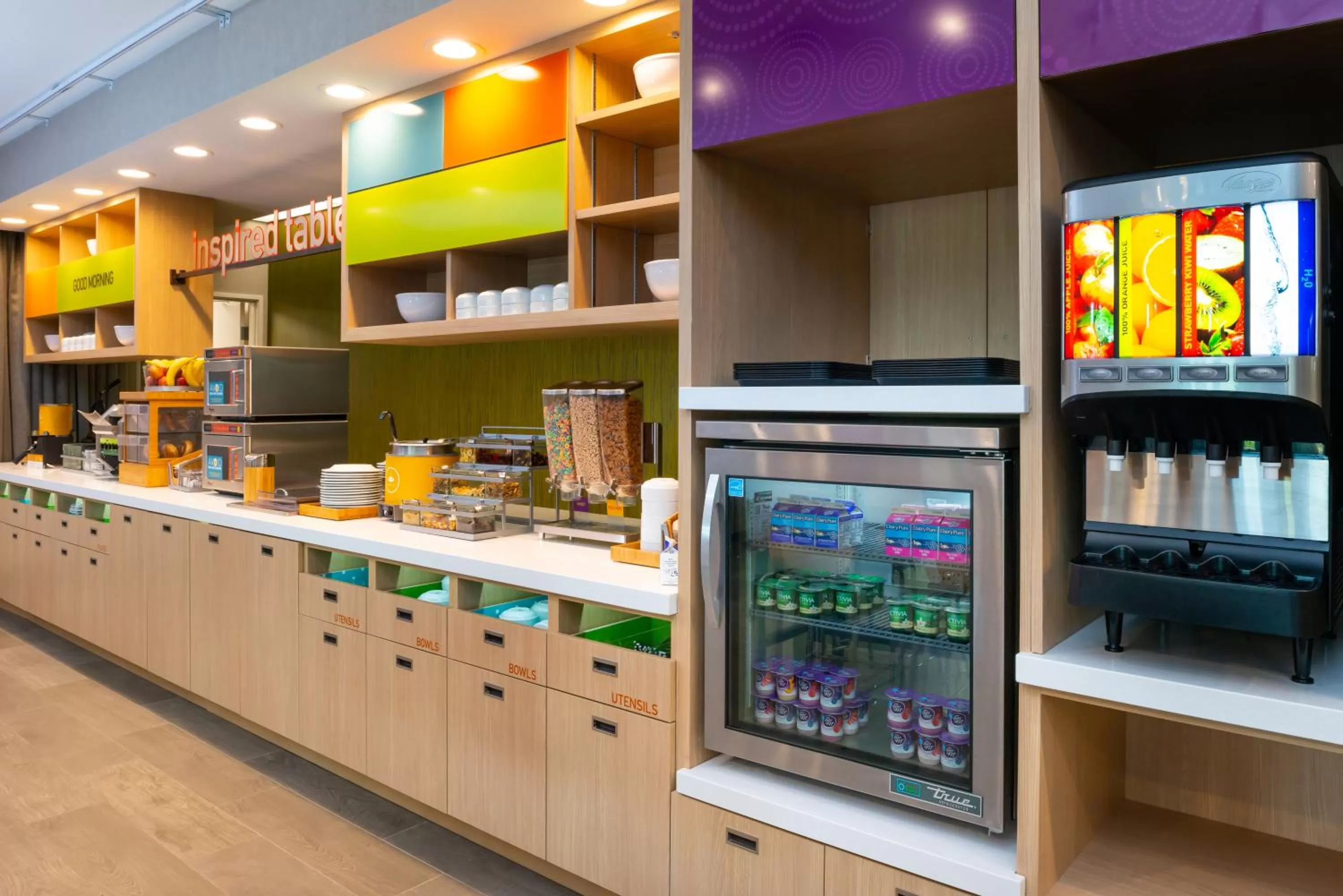 Food and drinks in Home2 Suites By Hilton Columbus/West, OH