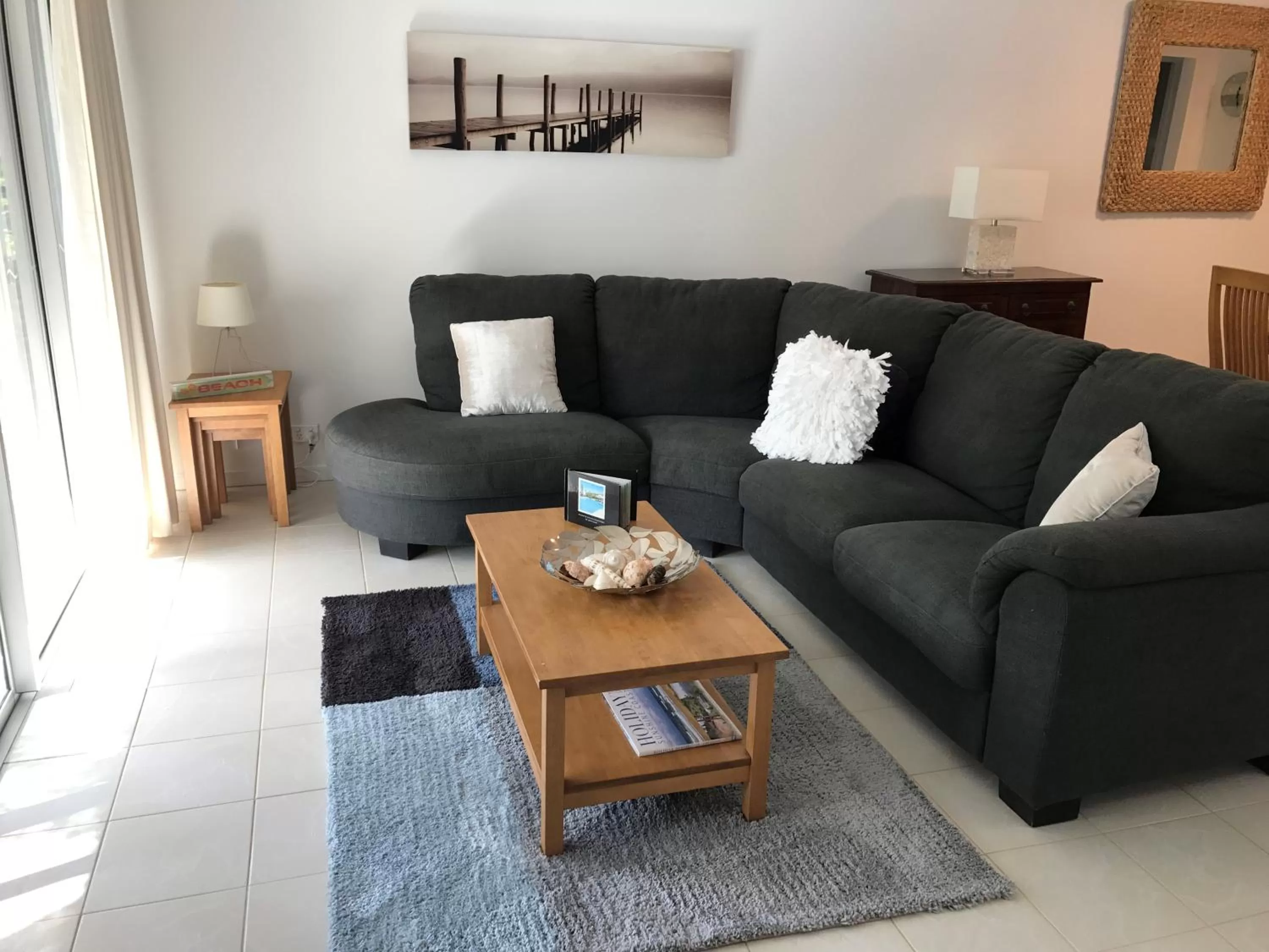 Living room in Glen Eden Beach Resort