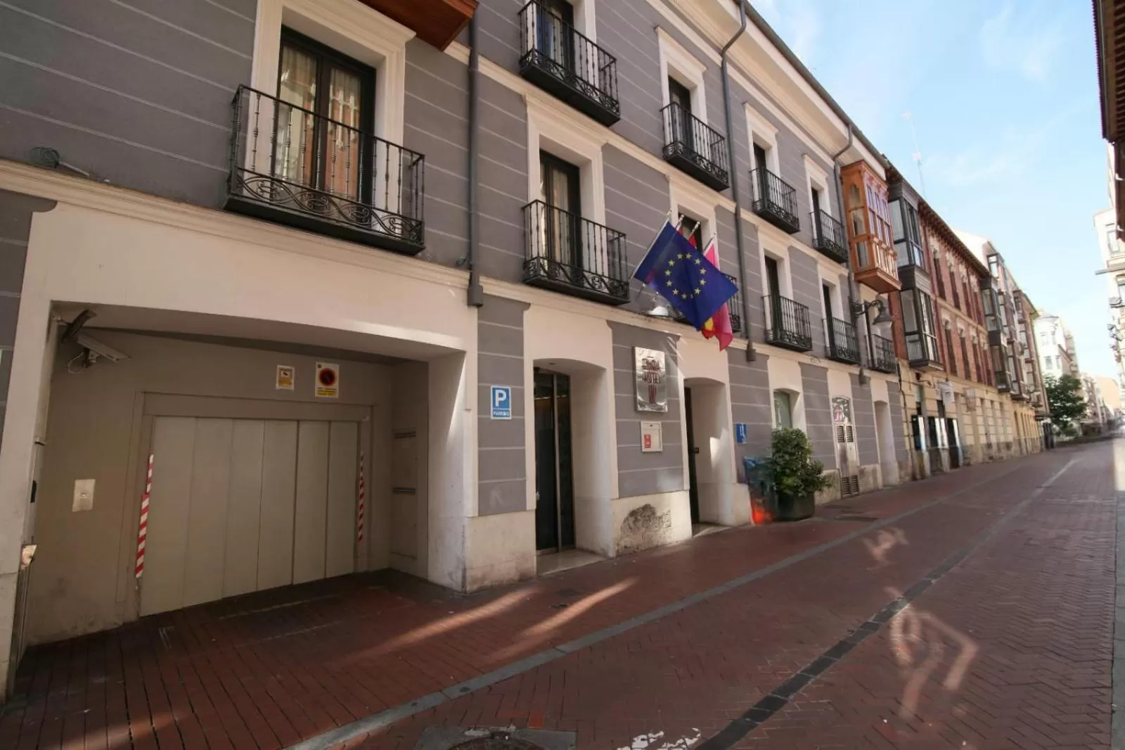 Facade/entrance in ELE Enara Boutique Hotel