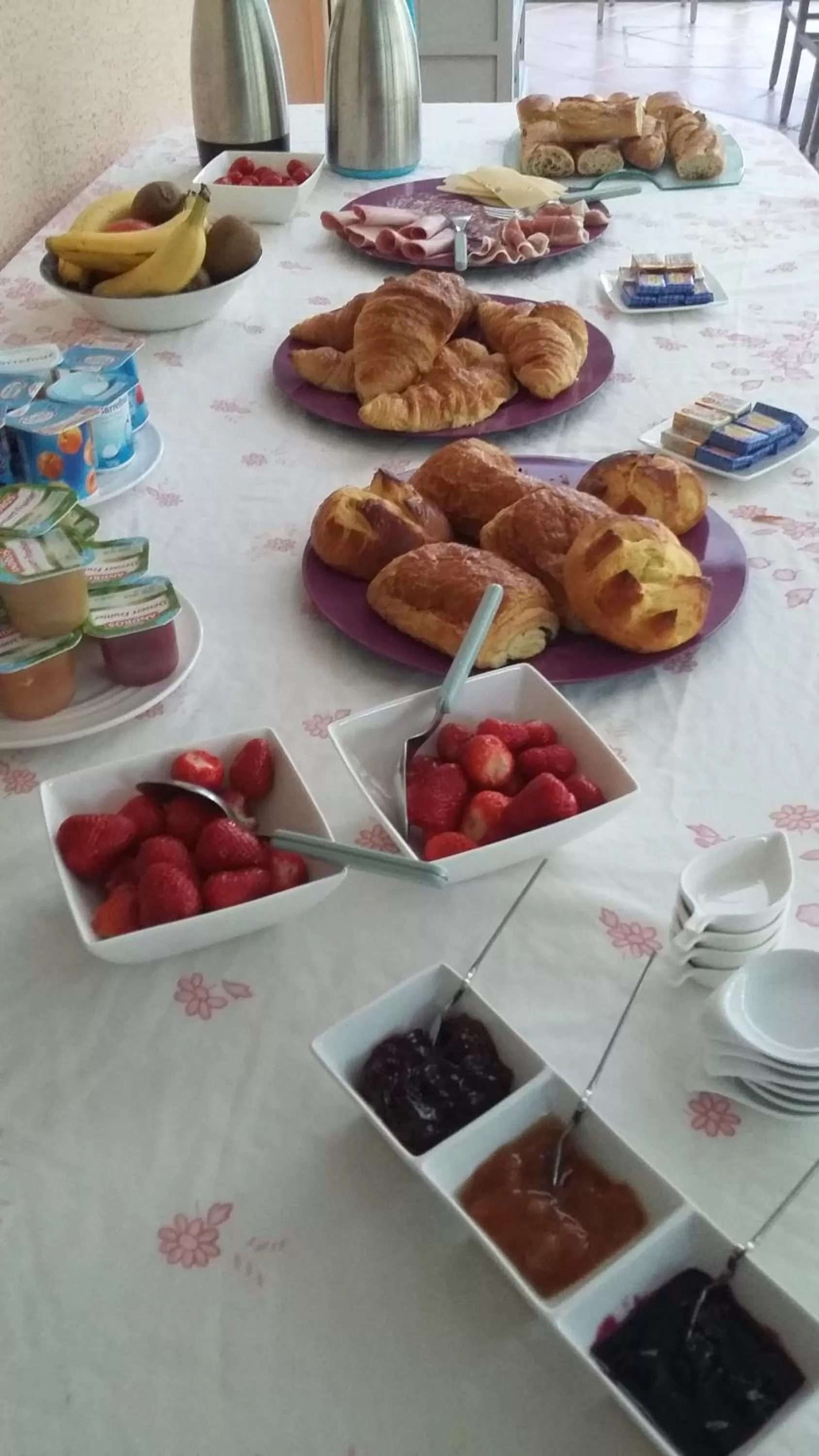 Breakfast in B&B La Forêt de Charmeuse