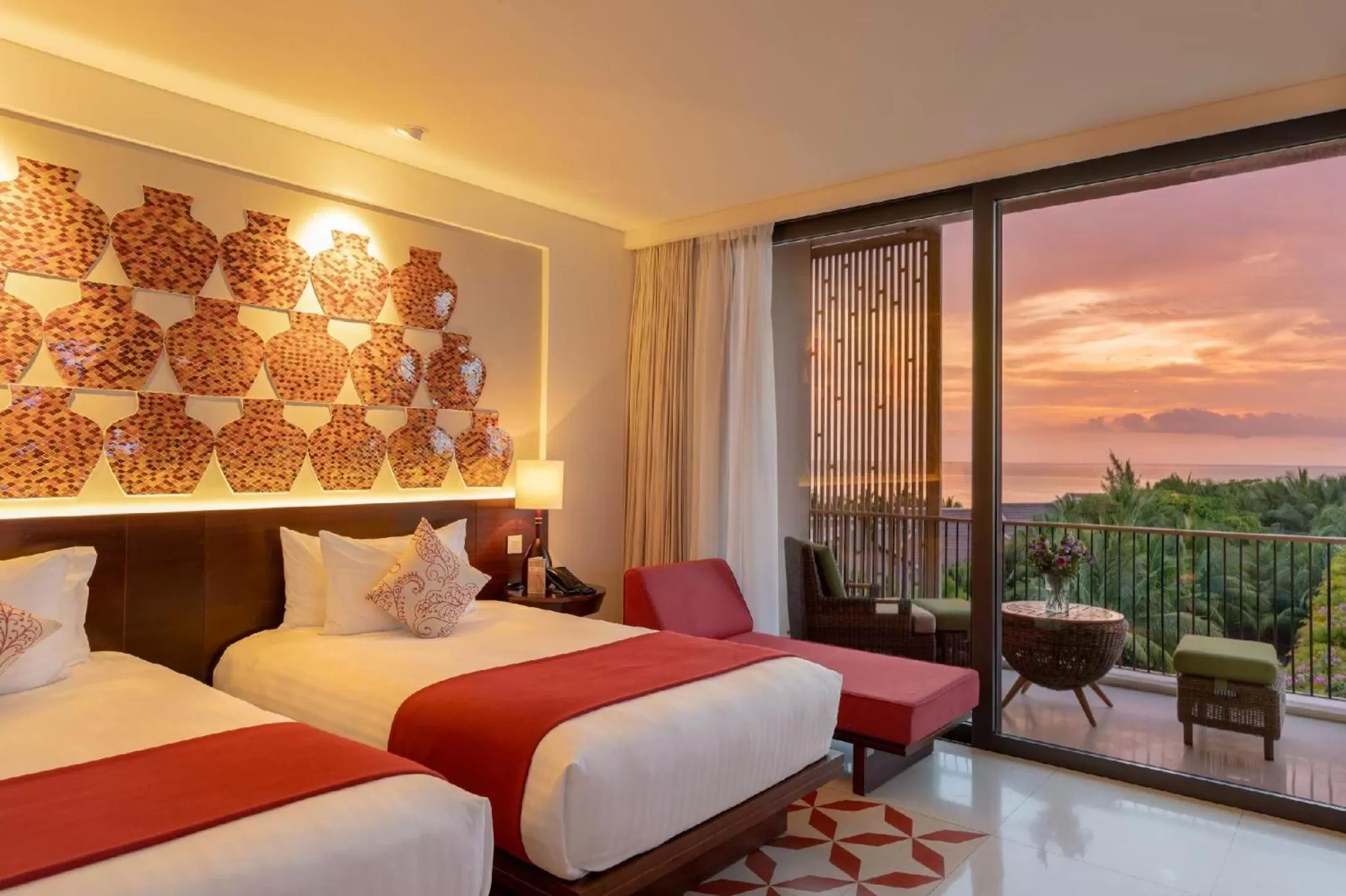 Bed in Salinda Resort Phu Quoc - Sparkling Wine Breakfast